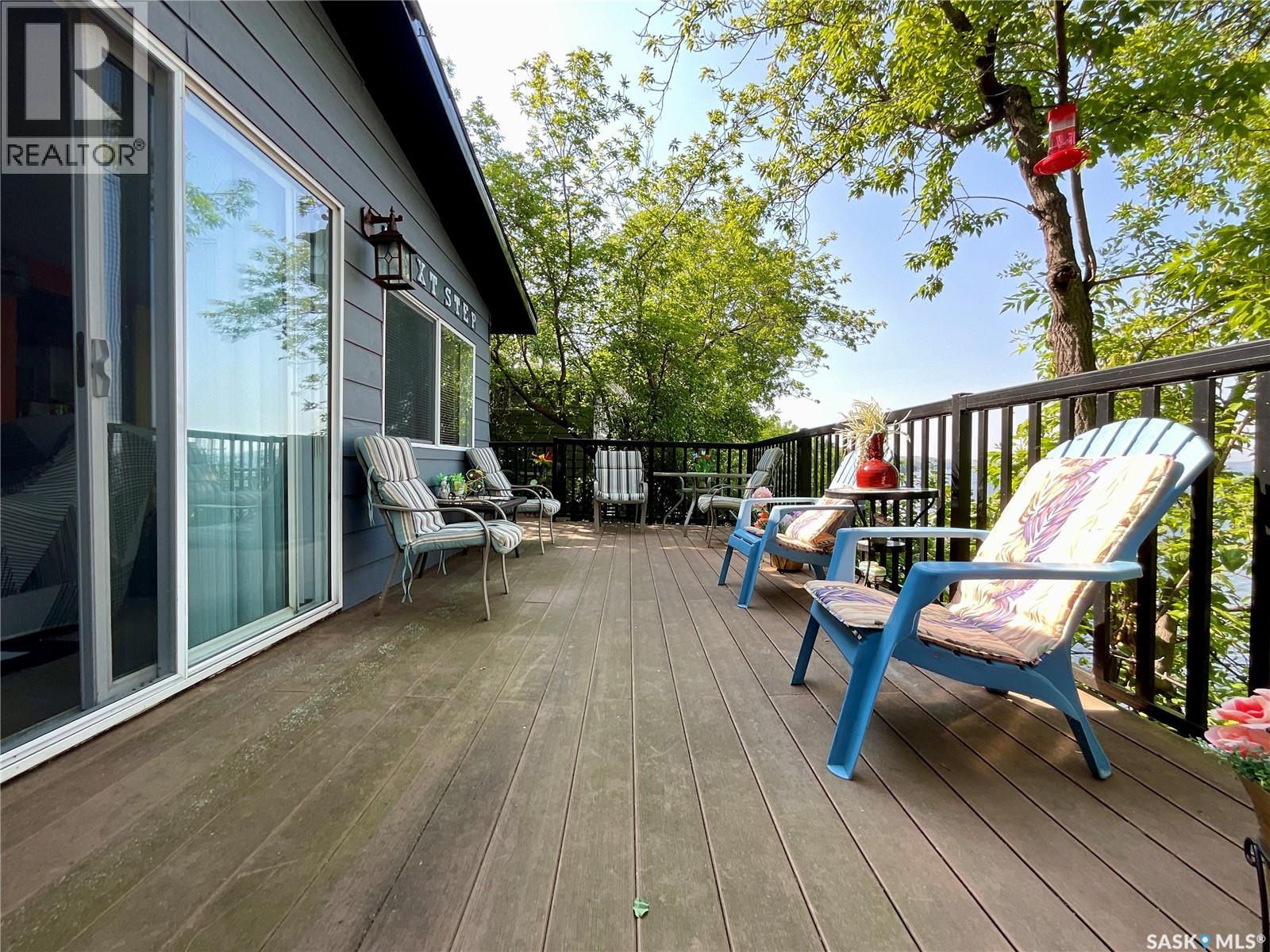211 Osment Avenue Property Photo 26