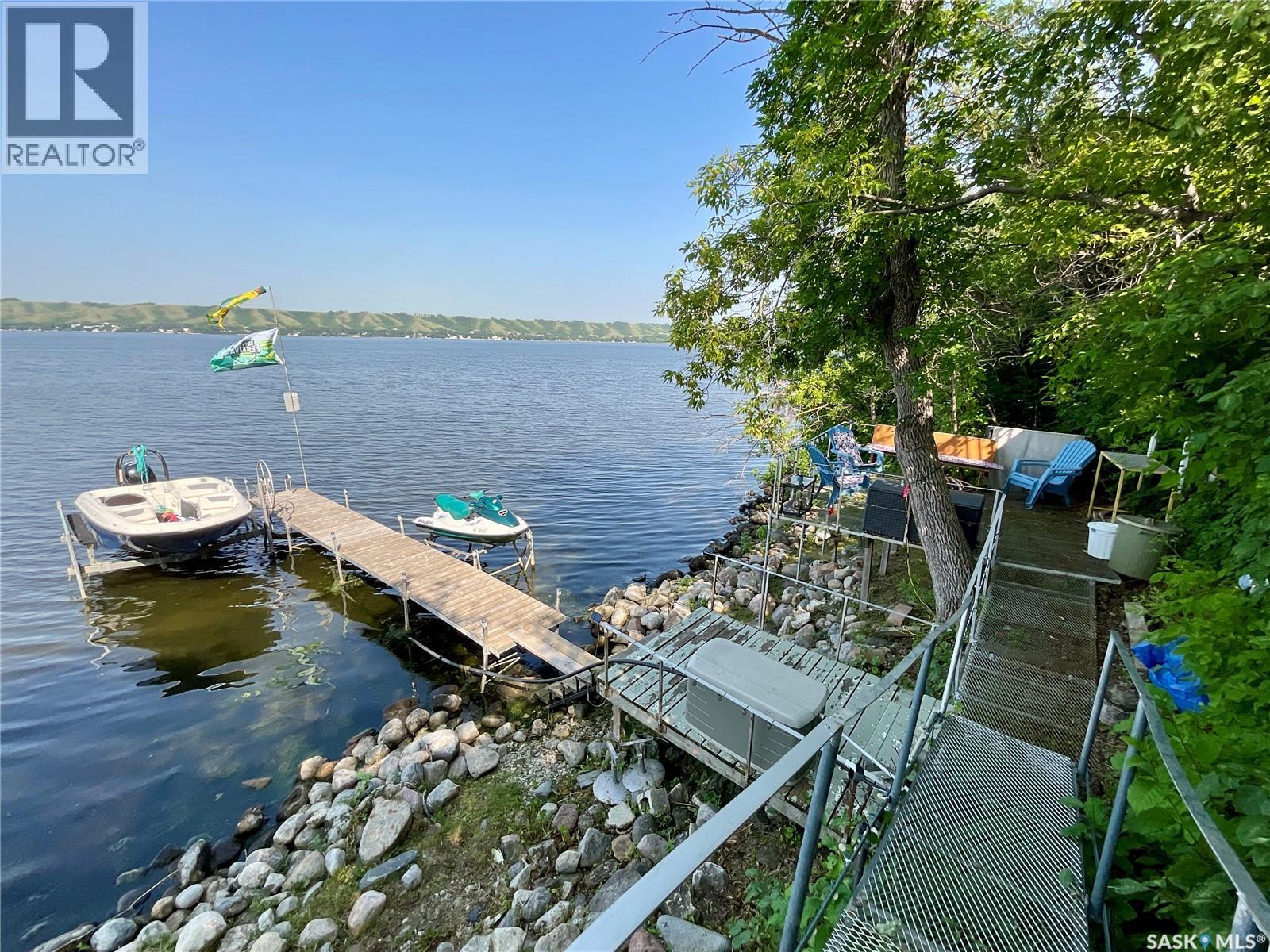 211 Osment Avenue Property Photo 36