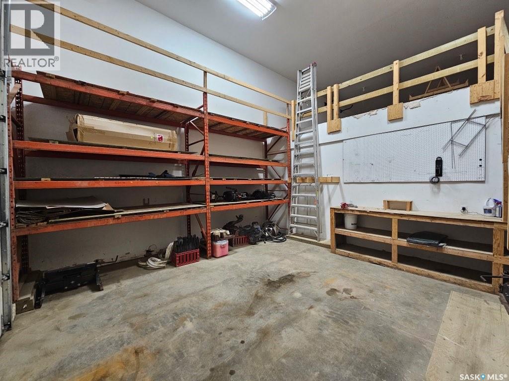 211 Main Street N Property Photo 27