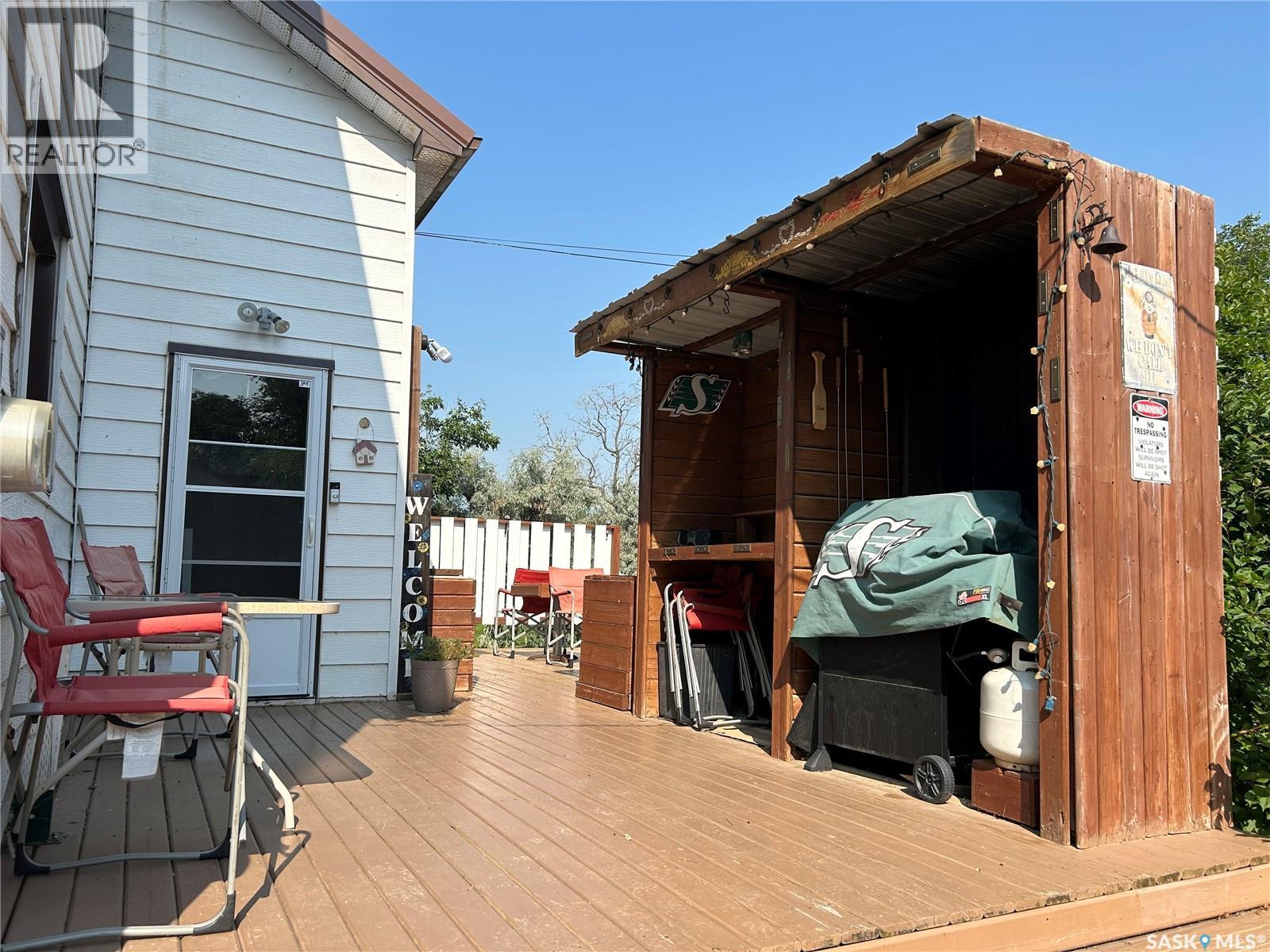 301 Tavistock Avenue Property Photo 33