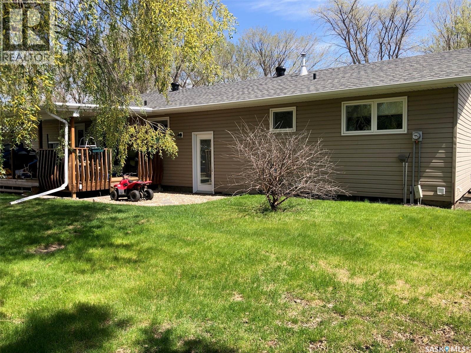 727 4th Street Property Photo 9