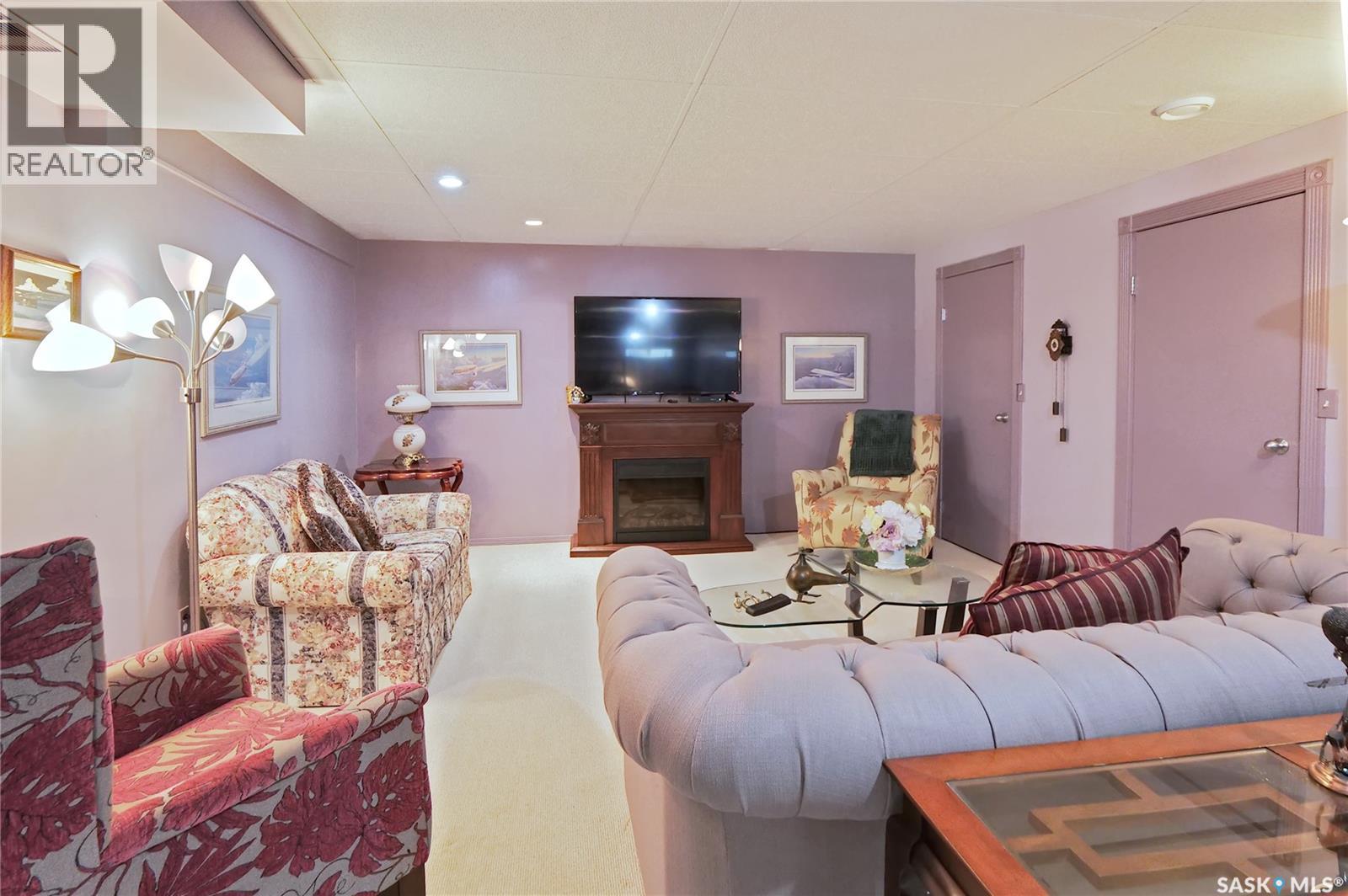 105 Sargent Crescent Property Photo 22