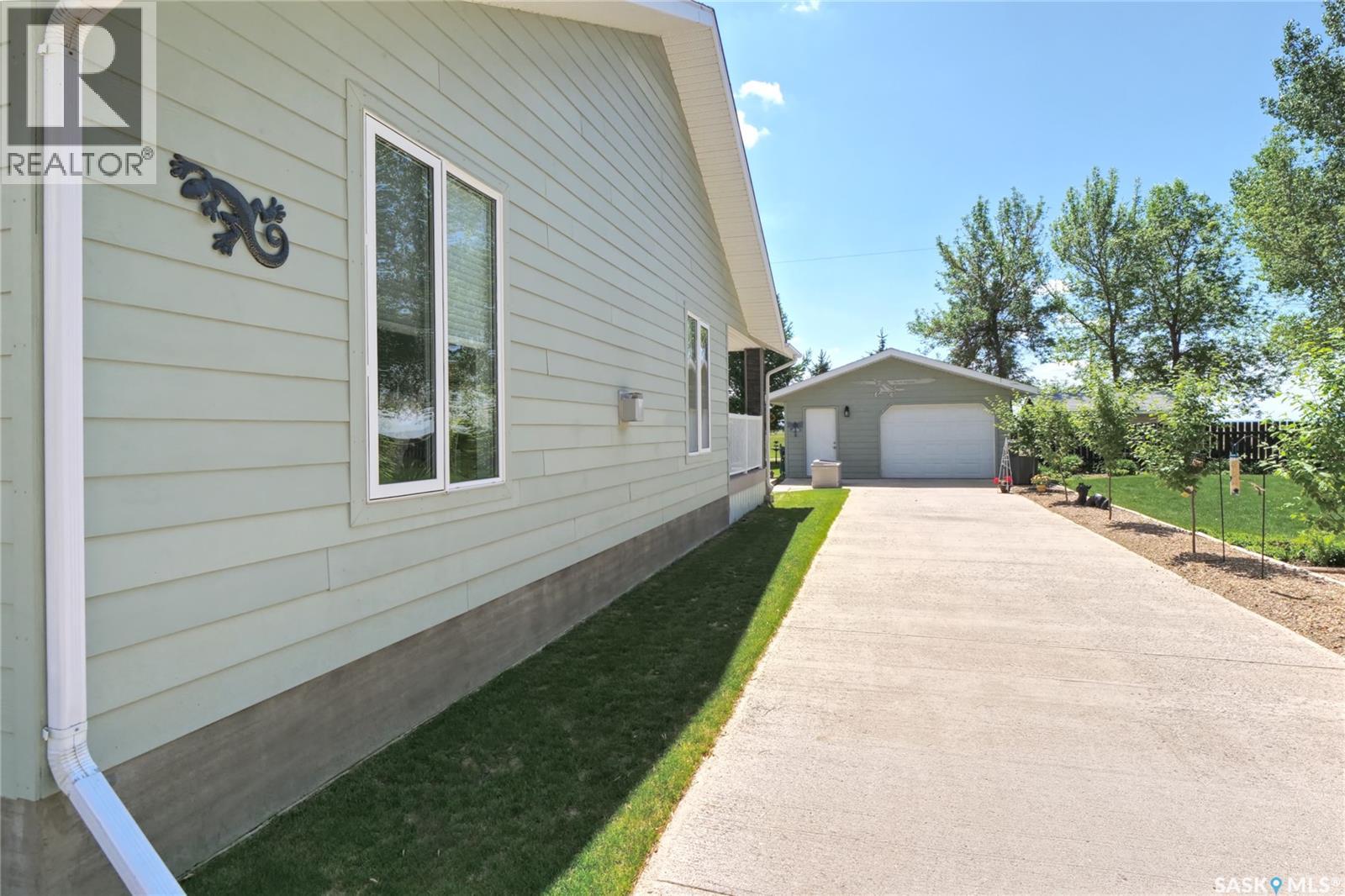 105 Sargent Crescent Property Photo 33