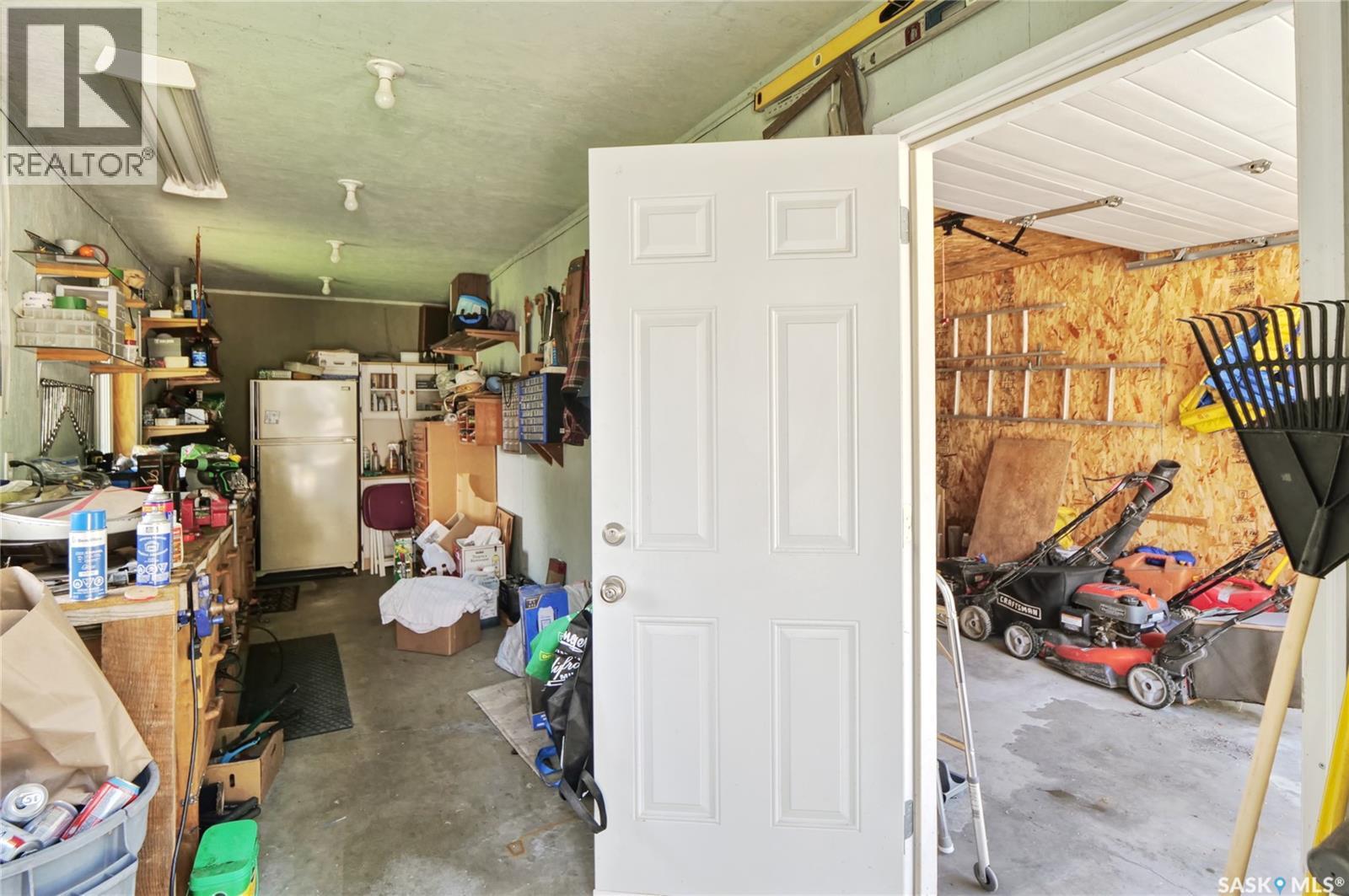 105 Sargent Crescent Property Photo 35