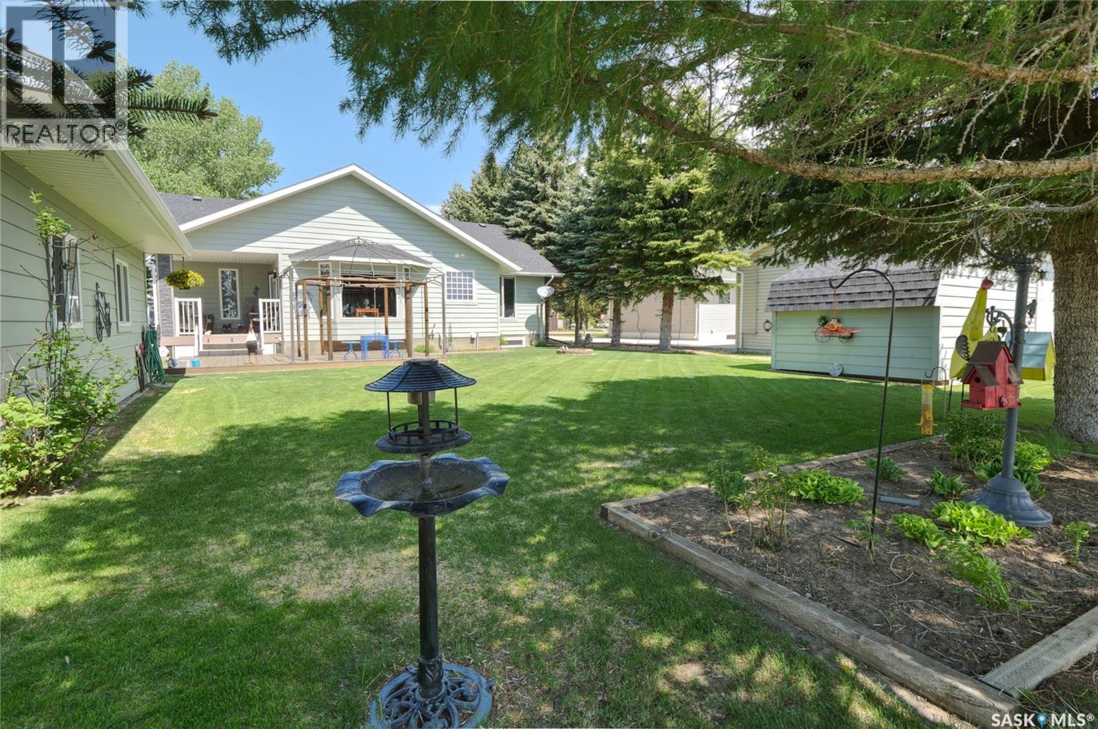 105 Sargent Crescent Property Photo 36