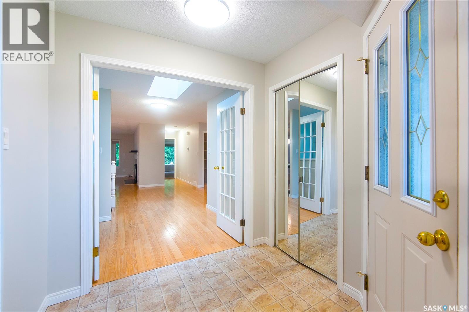8 3415 Calder Crescent Property Photo 7