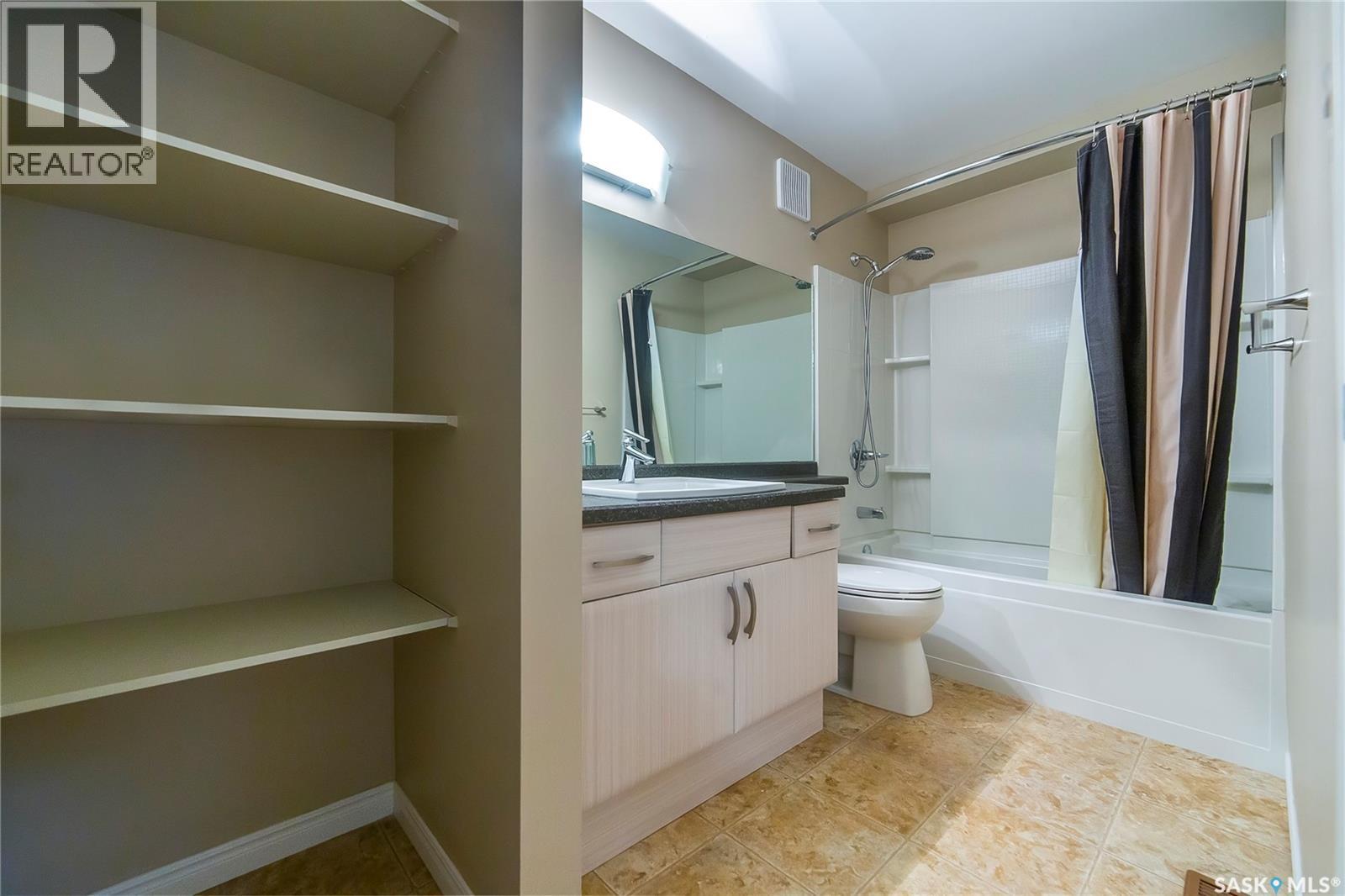 8 3415 Calder Crescent Property Photo 29