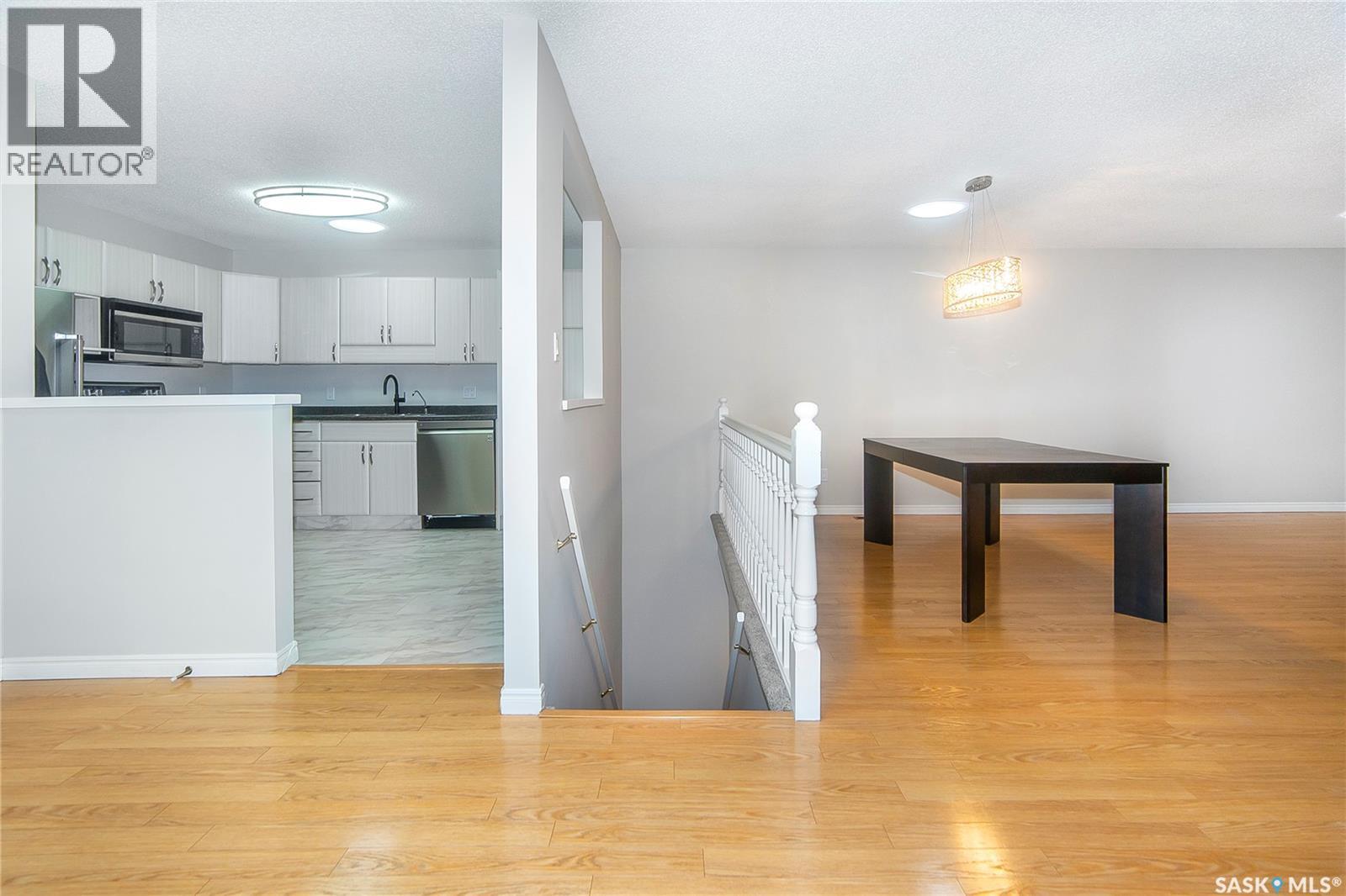 8 3415 Calder Crescent Property Photo 37