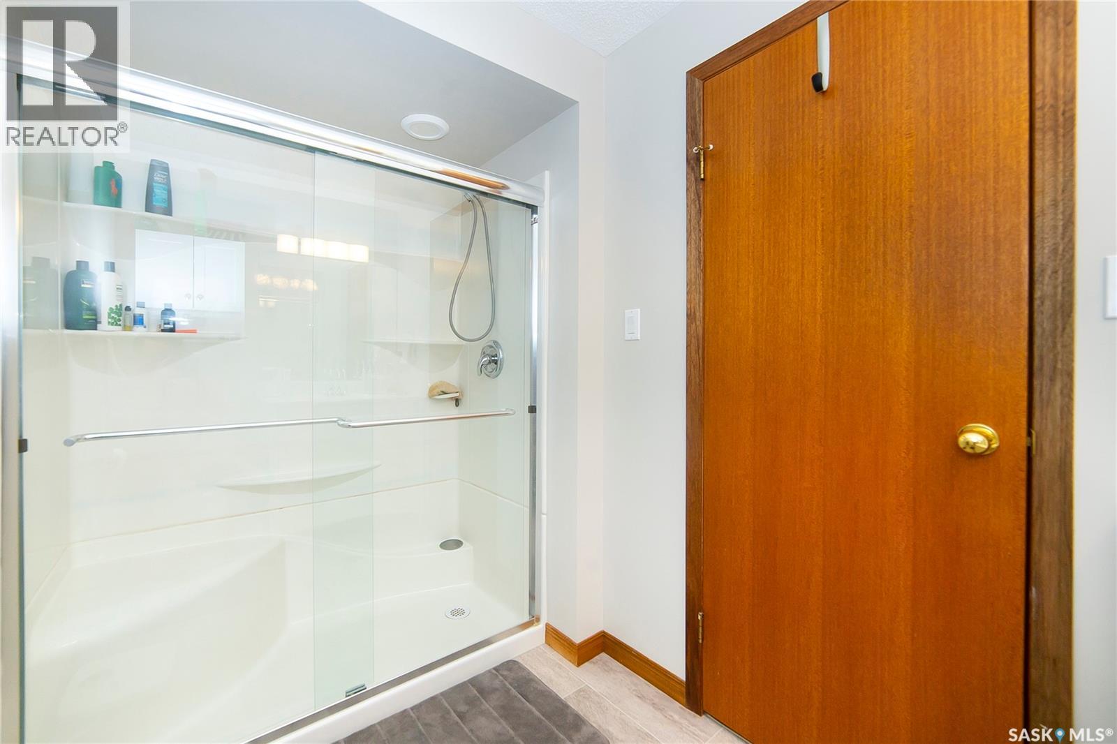 8 3415 Calder Crescent Property Photo 45