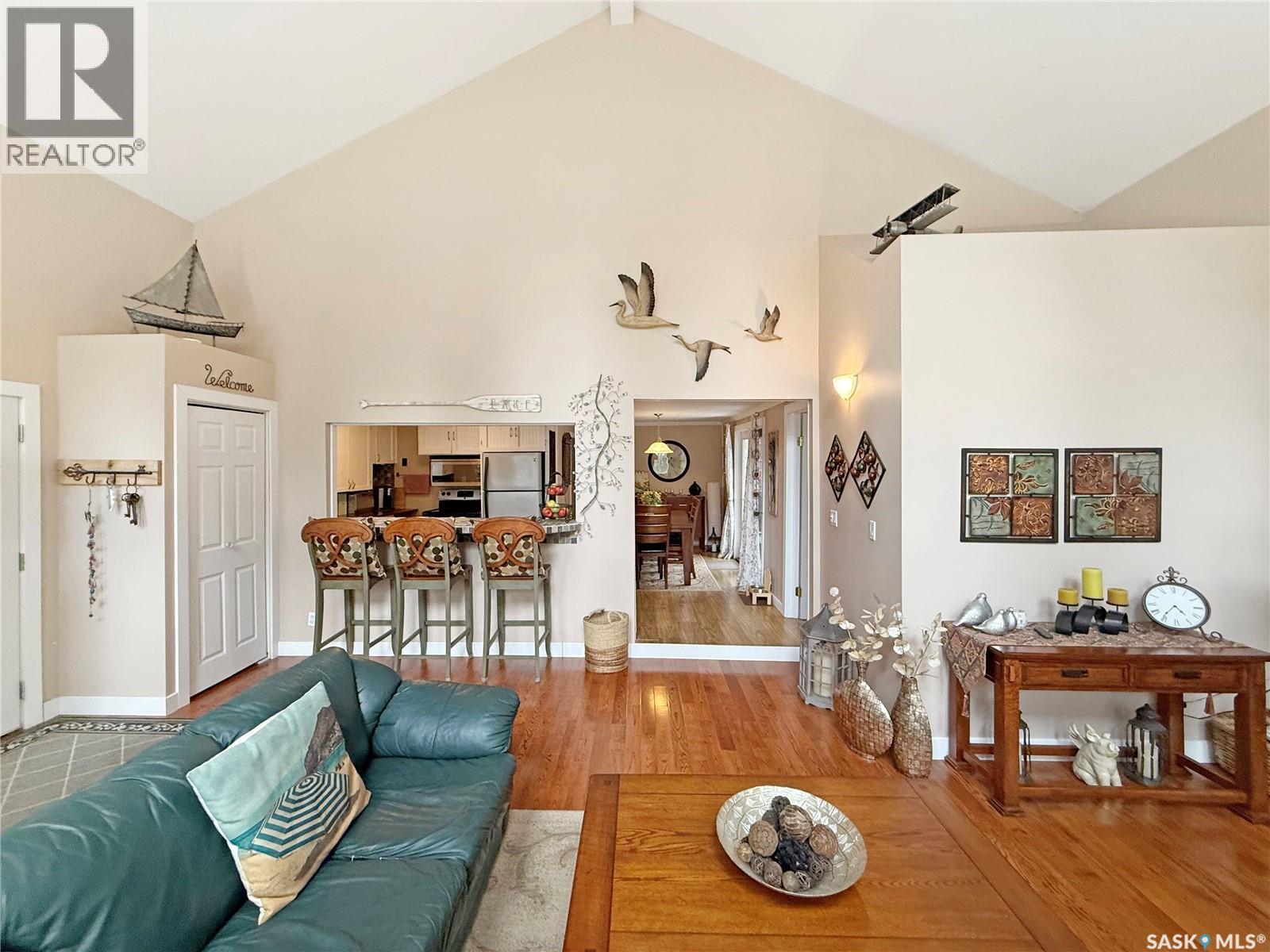 110 Lakeshore Drive Property Photo 10