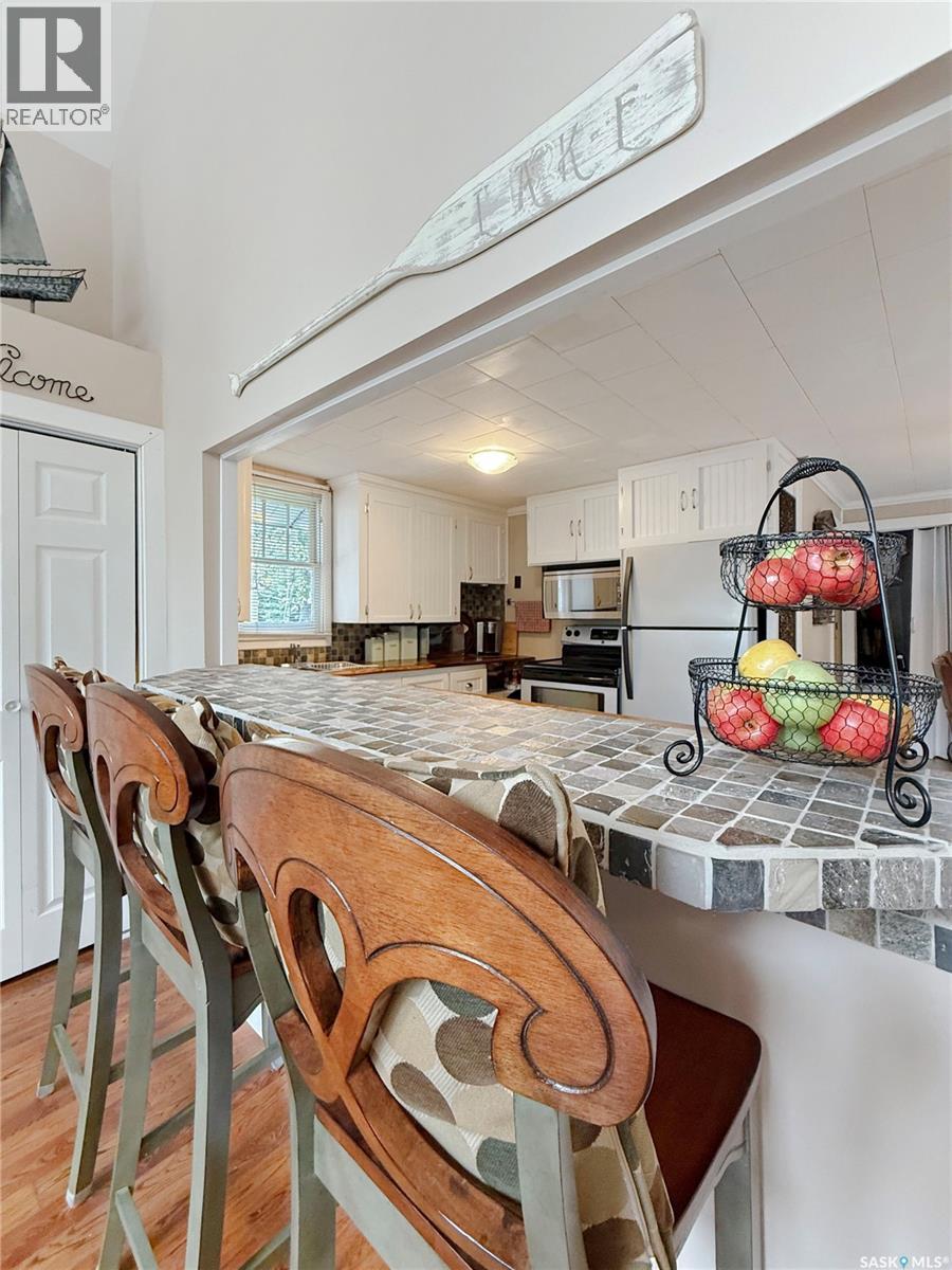 110 Lakeshore Drive Property Photo 13