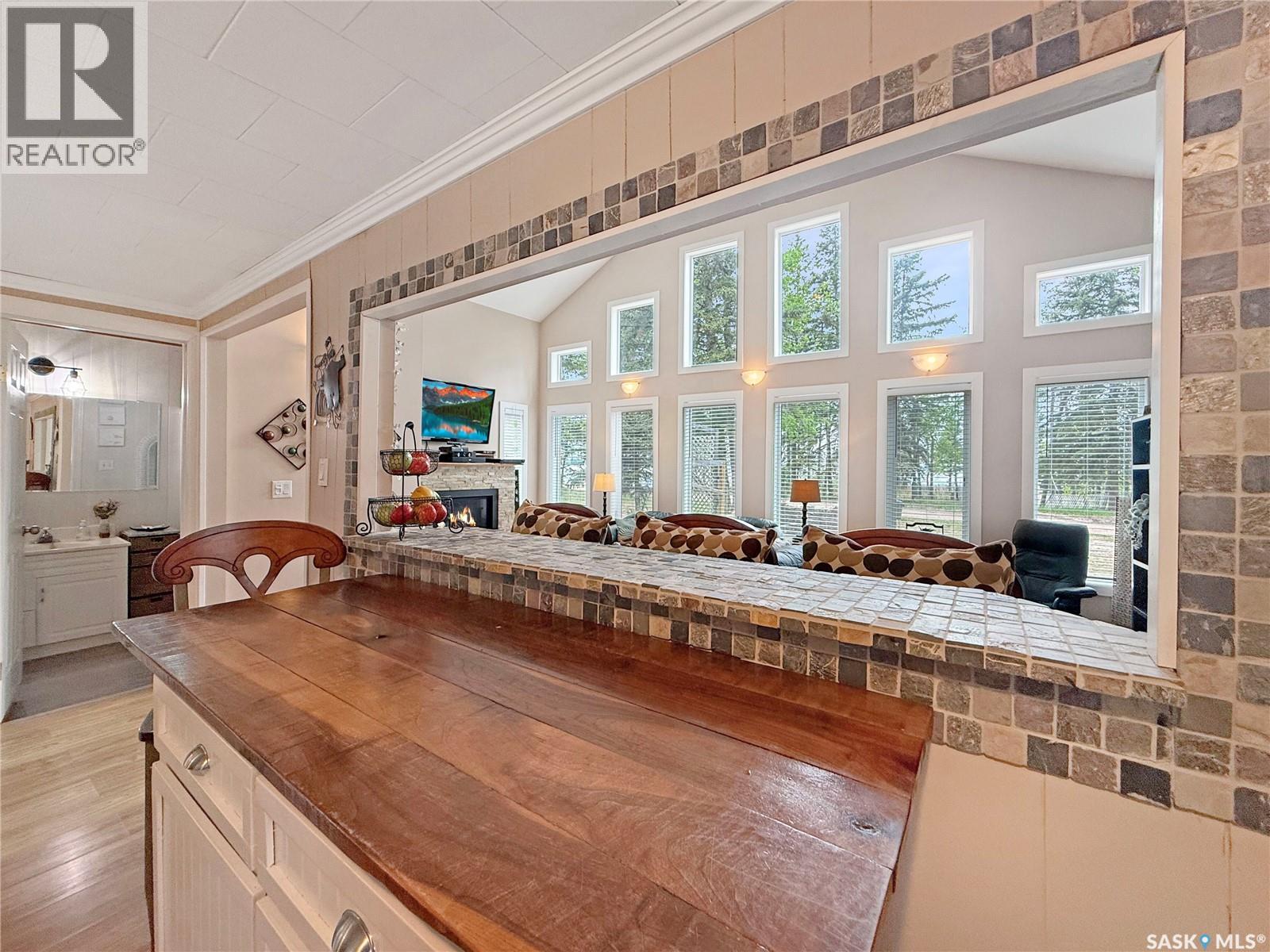 110 Lakeshore Drive Property Photo 14