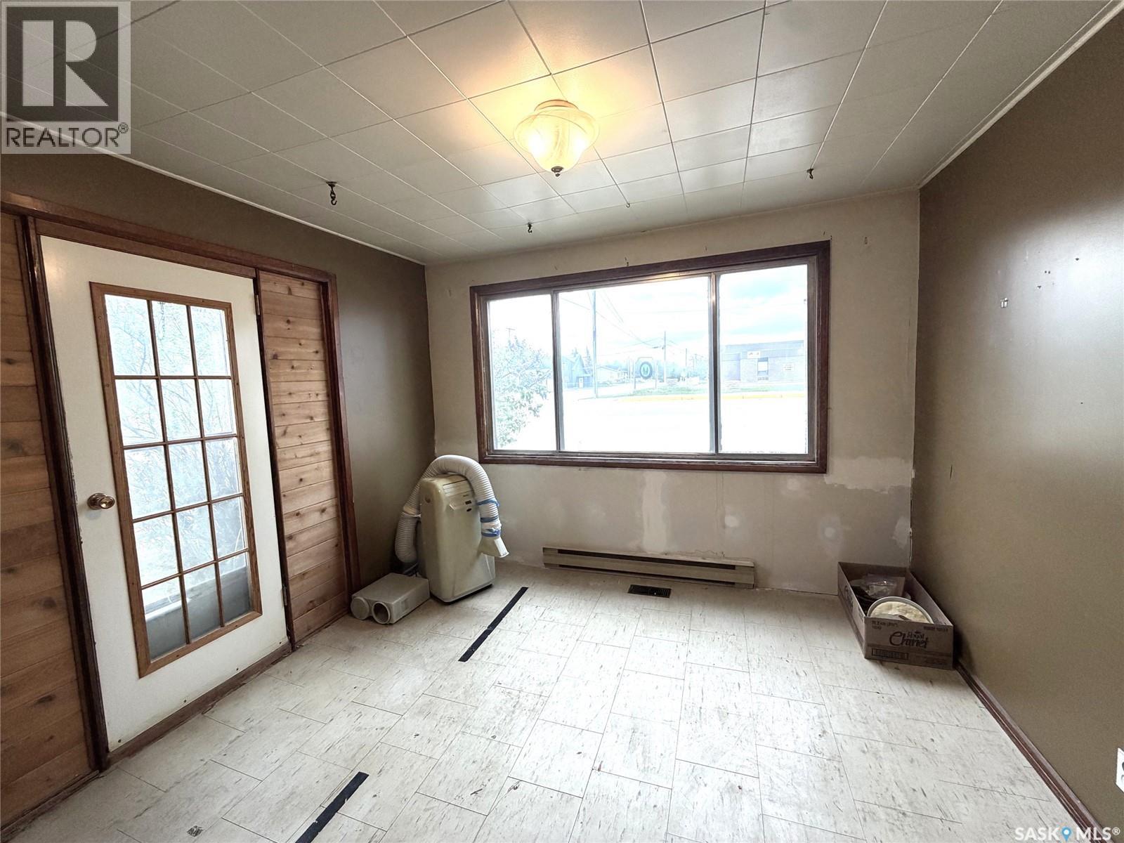 501 Churchill Street Property Photo 6