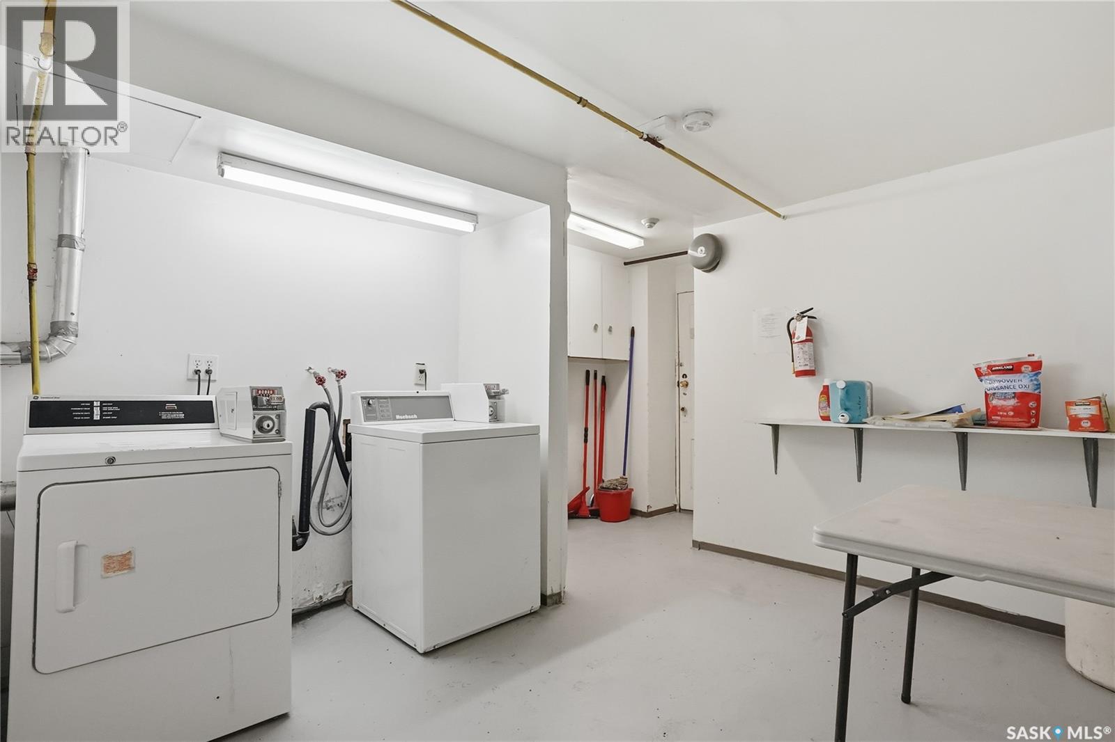 129 11th Street E Property Photo 10