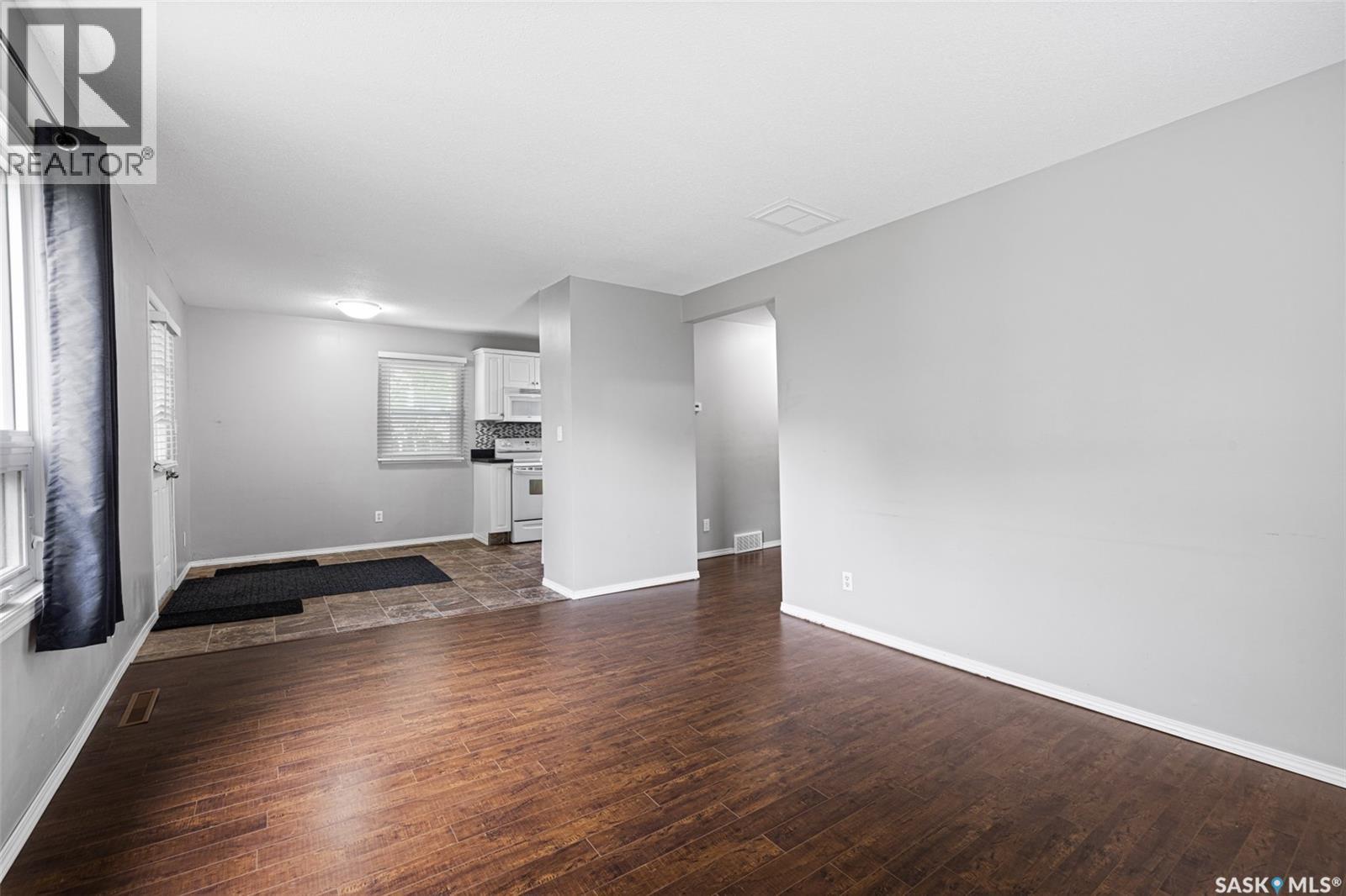 33 Merritt Crescent Property Photo 4