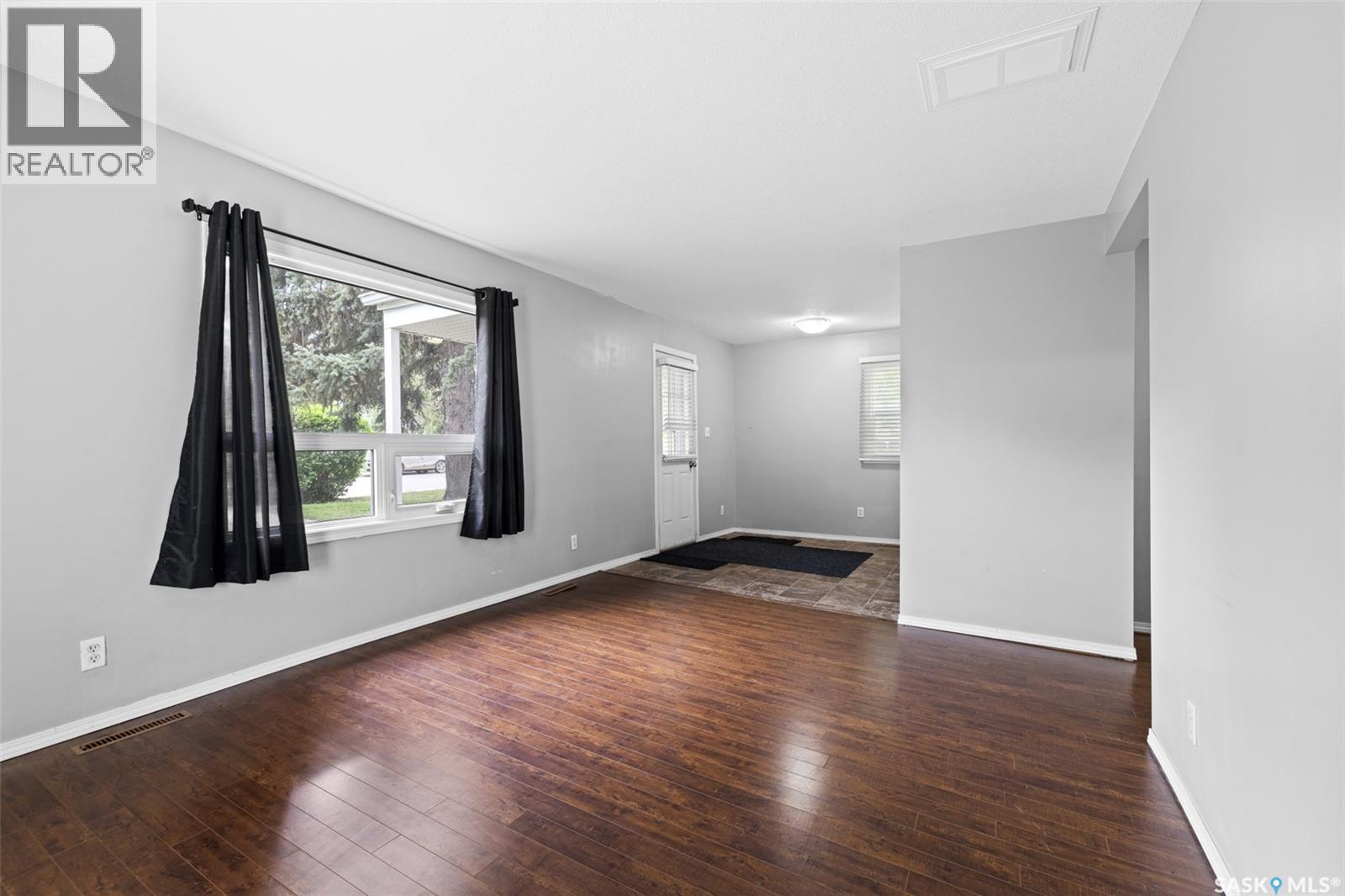 33 Merritt Crescent Property Photo 5