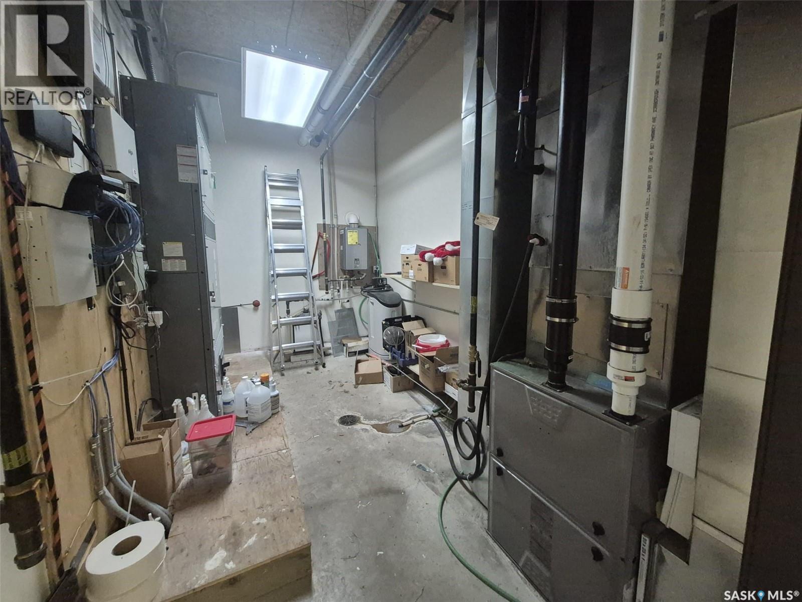 210 South Service Road Property Photo 26