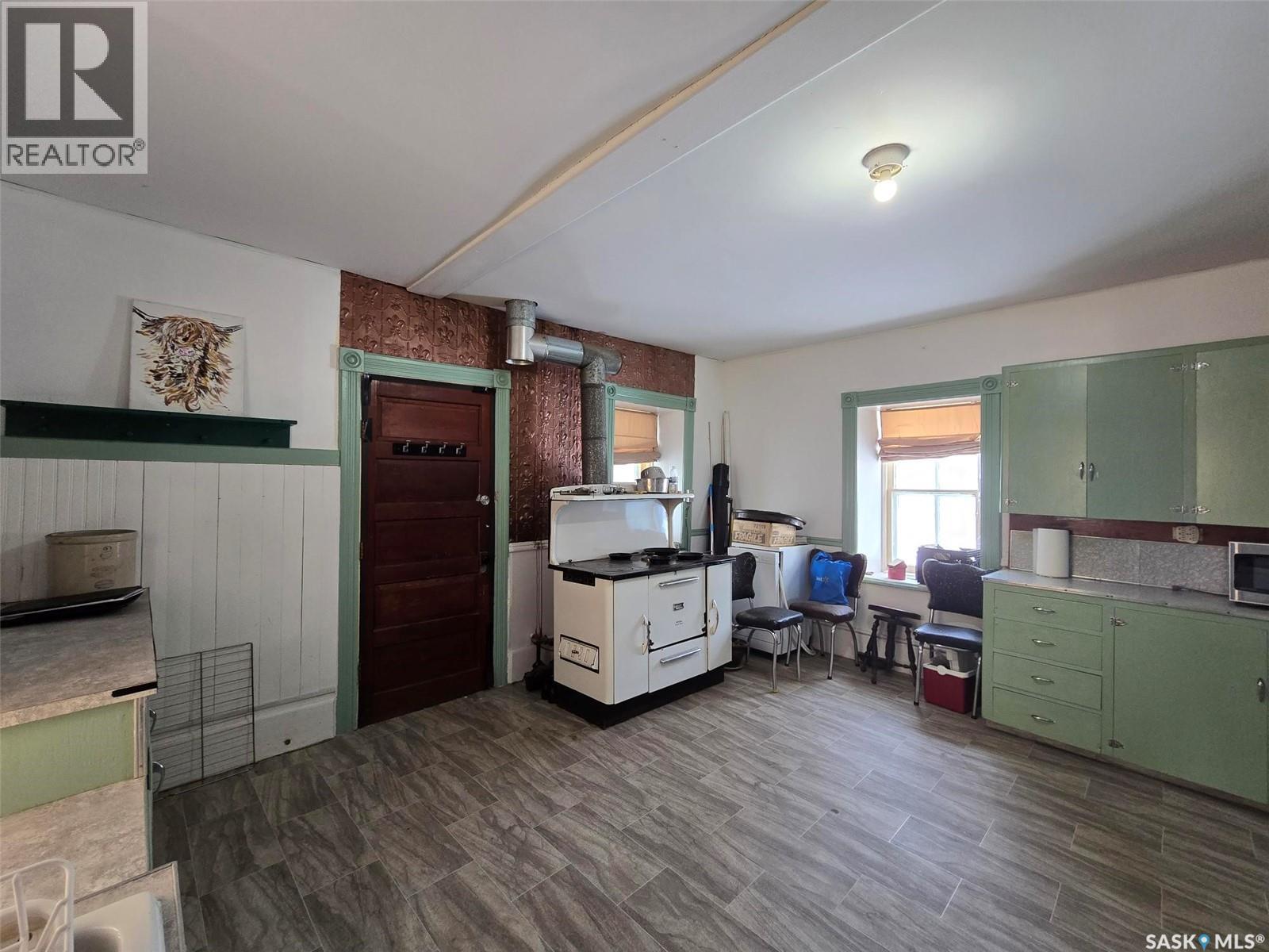 934 Main Street Property Photo 16