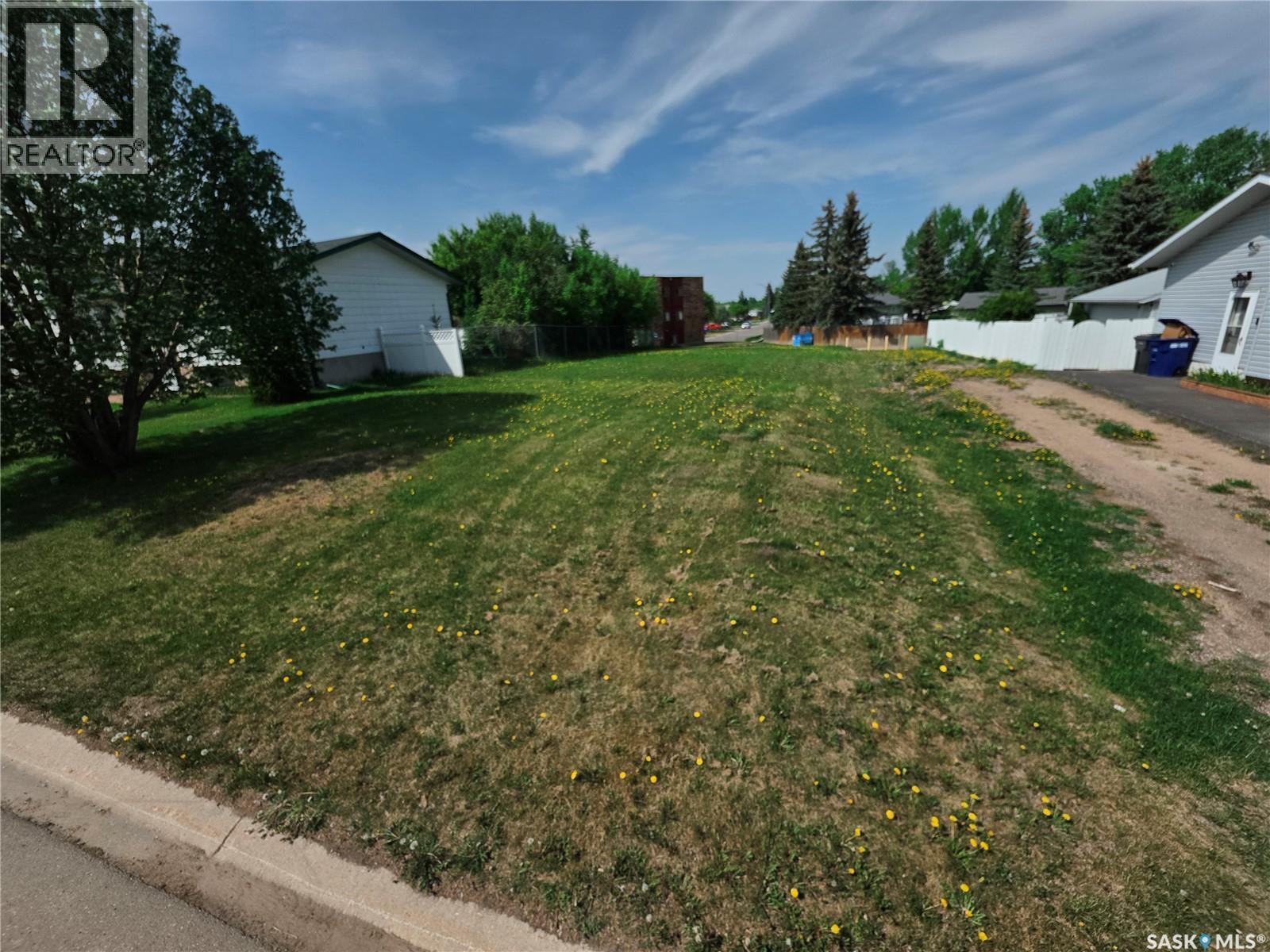 37 Dunfield Crescent Property Photo 2