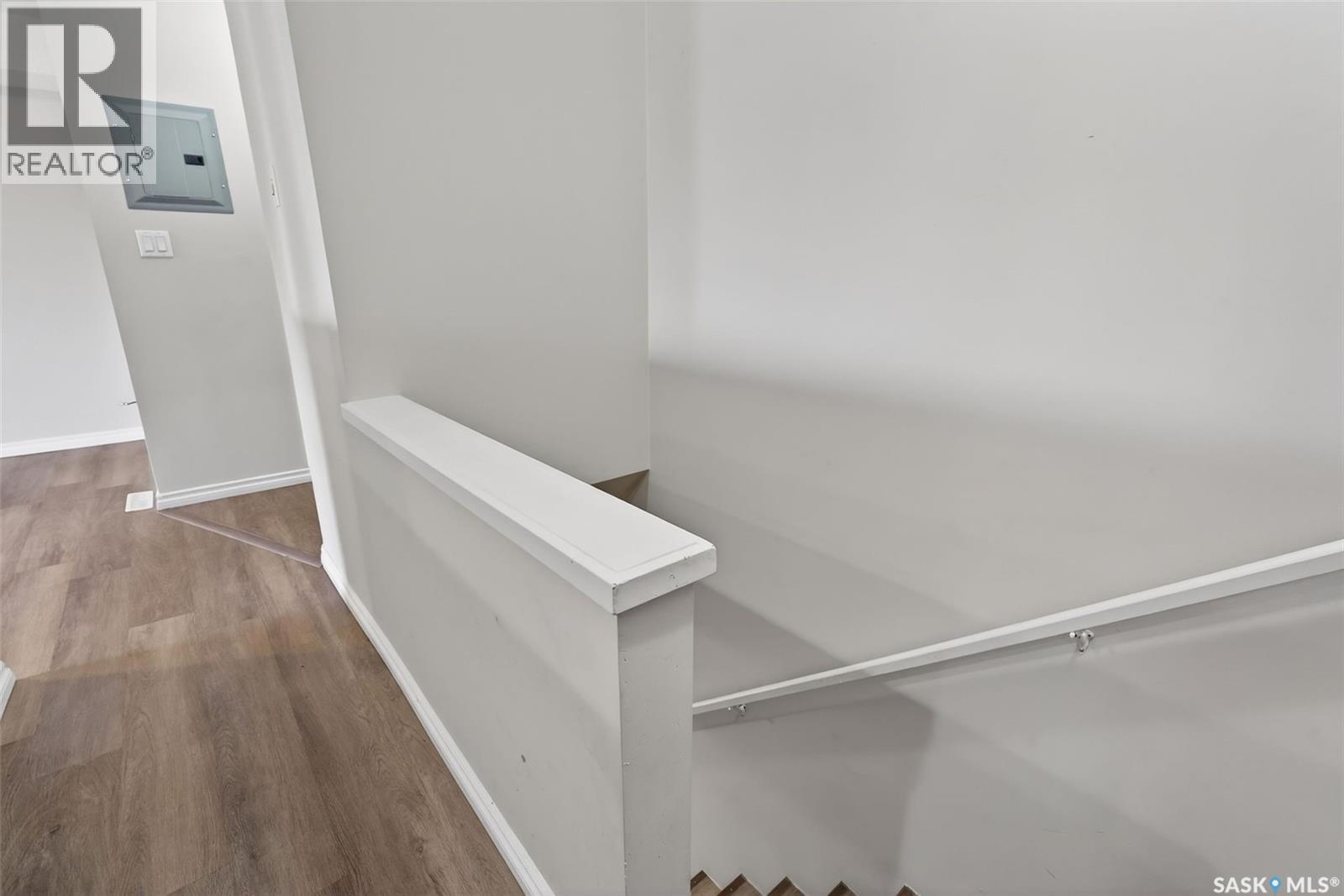 109 515 28th Street E Property Photo 16