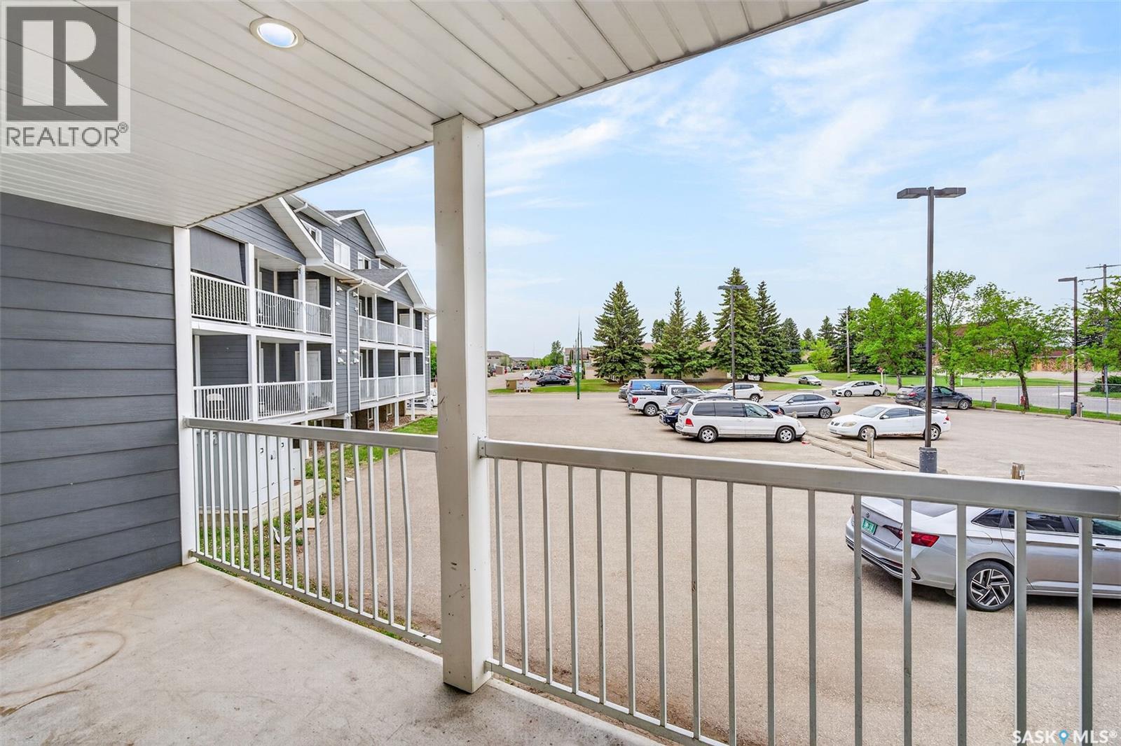 109 515 28th Street E Property Photo 25