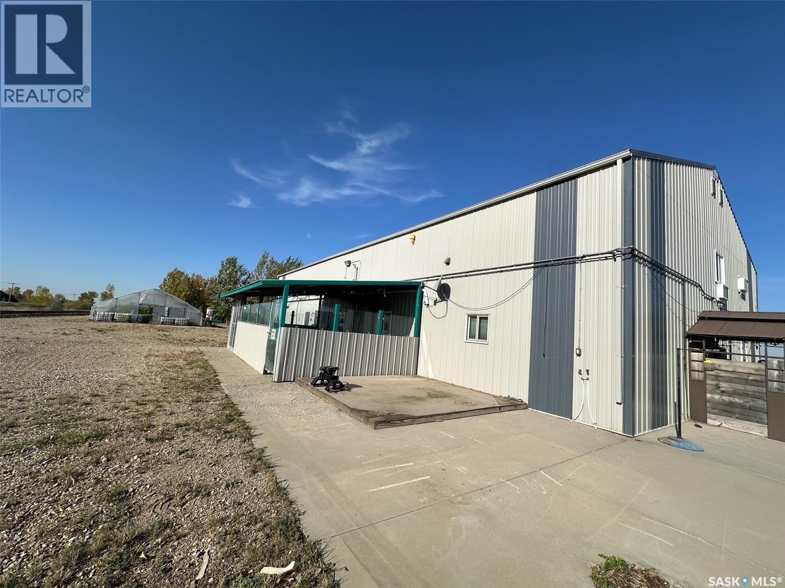 5 109 Industrial Drive Property Photo 19
