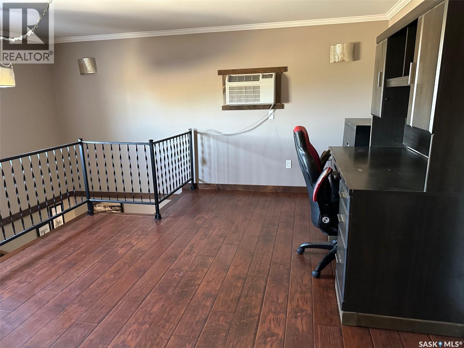 5 109 Industrial Drive Property Photo 27