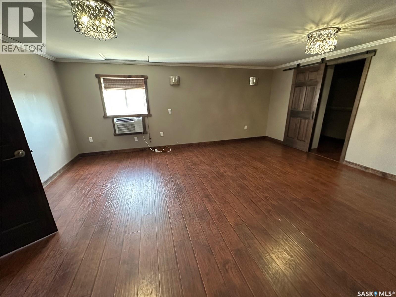 5 109 Industrial Drive Property Photo 29