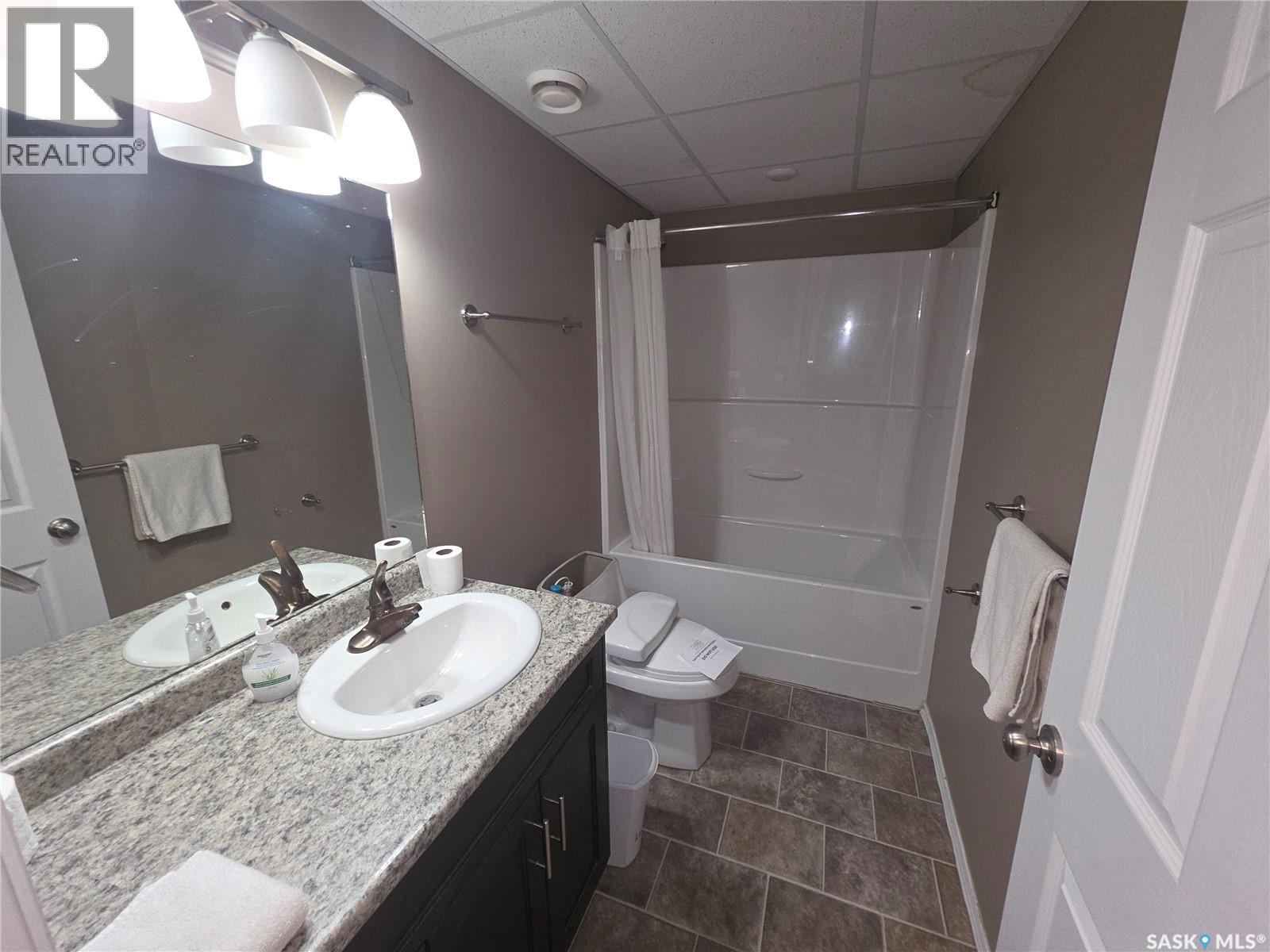 712 Columbia Avenue Property Photo 7