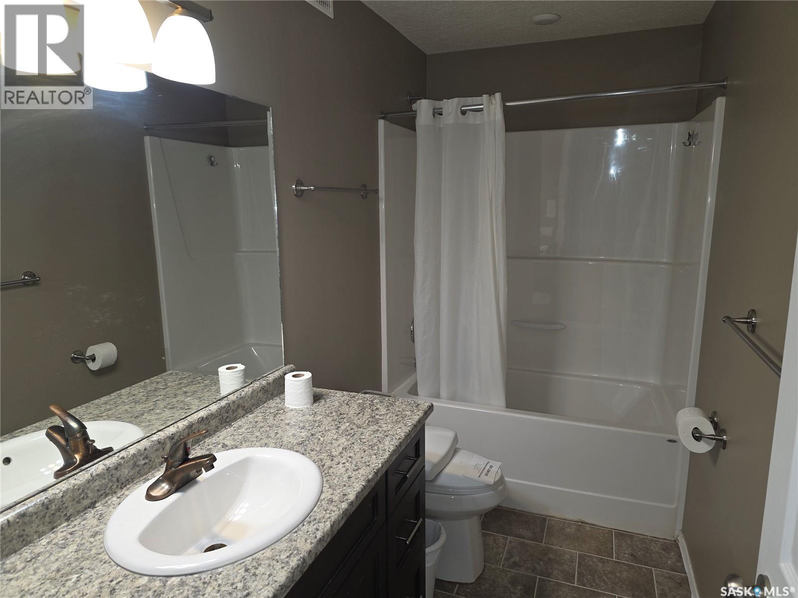 712 Columbia Avenue Property Photo 13