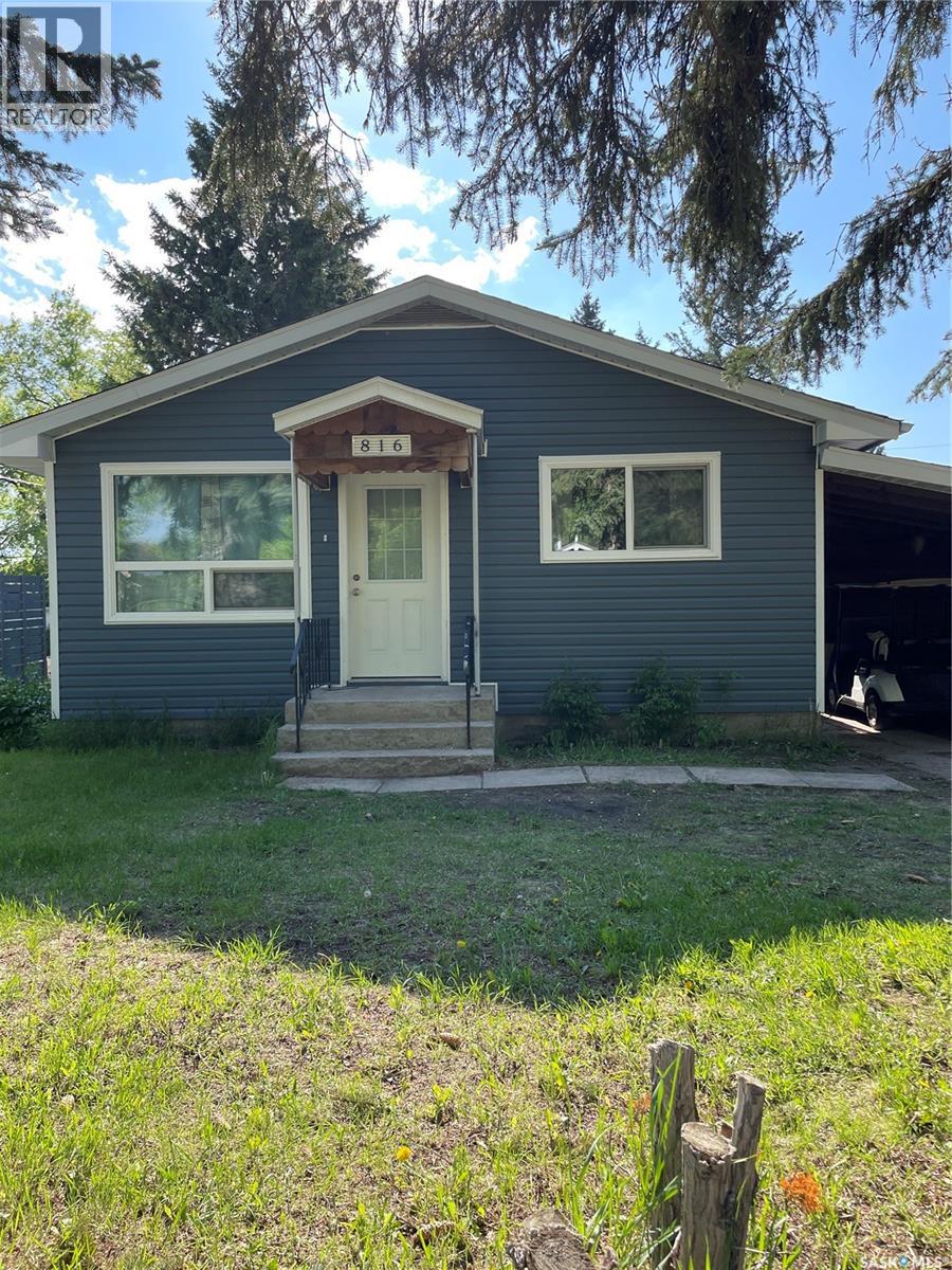 816 Southesk Street Property Photo 1
