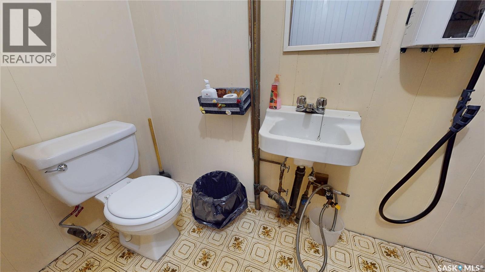 33-35 Pacific Avenue Property Photo 30