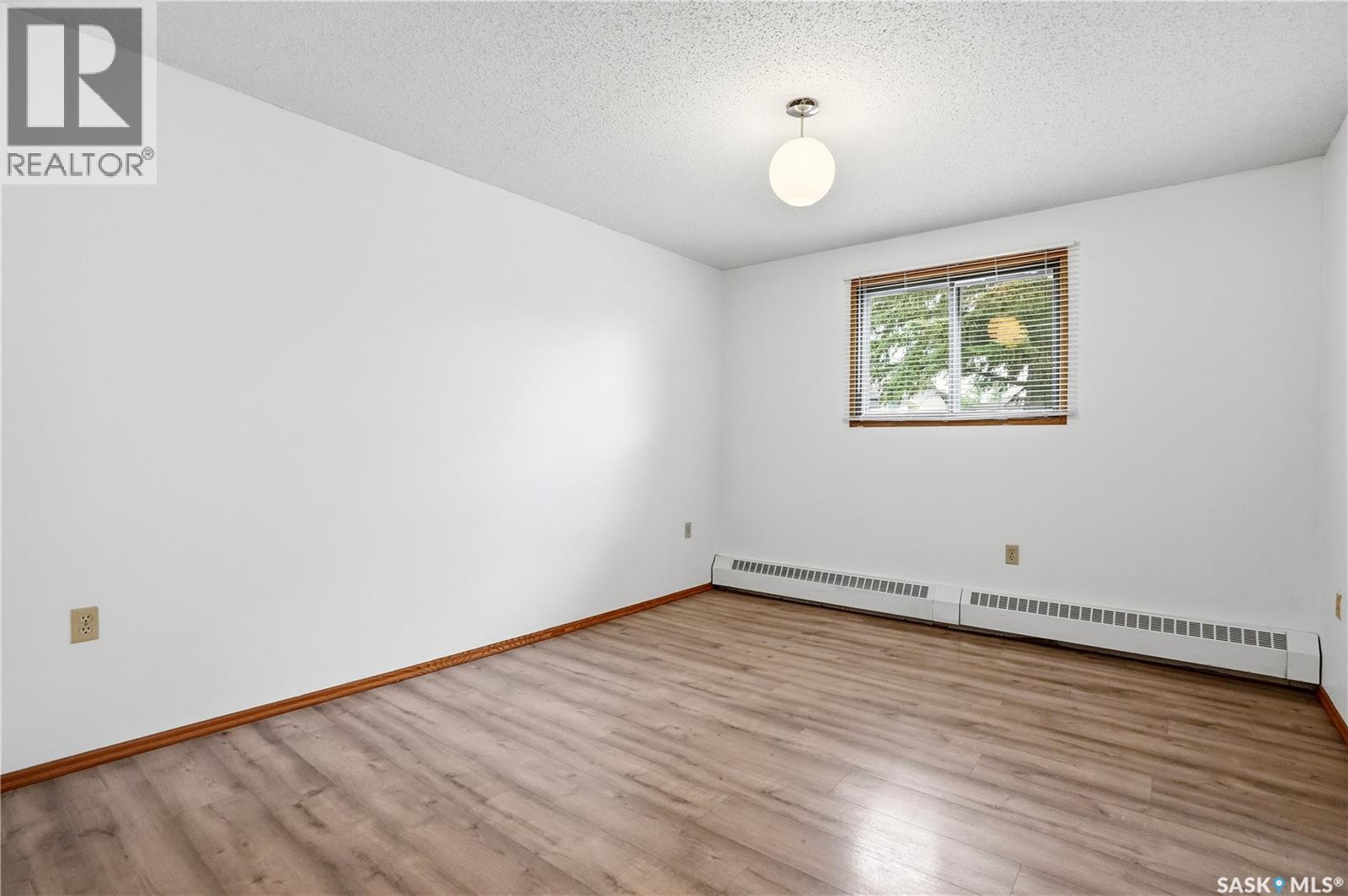 105 2511 Neff Road E Property Photo 15