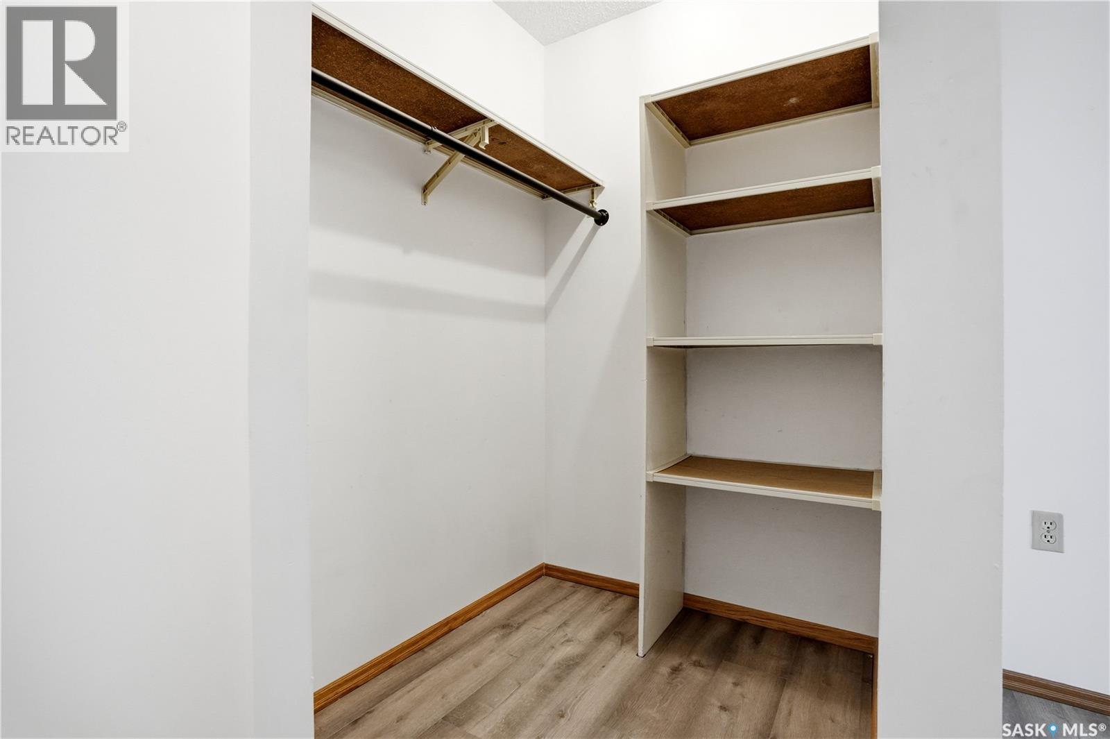 105 2511 Neff Road E Property Photo 17