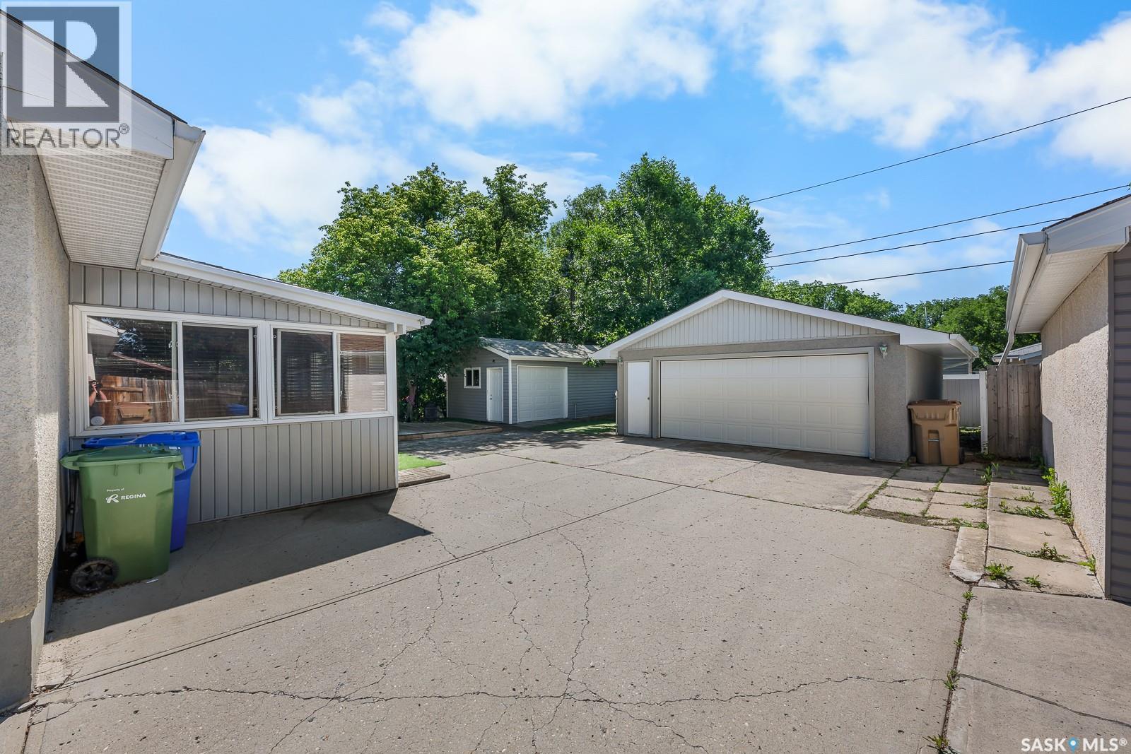 621 20th Avenue E Property Photo 1