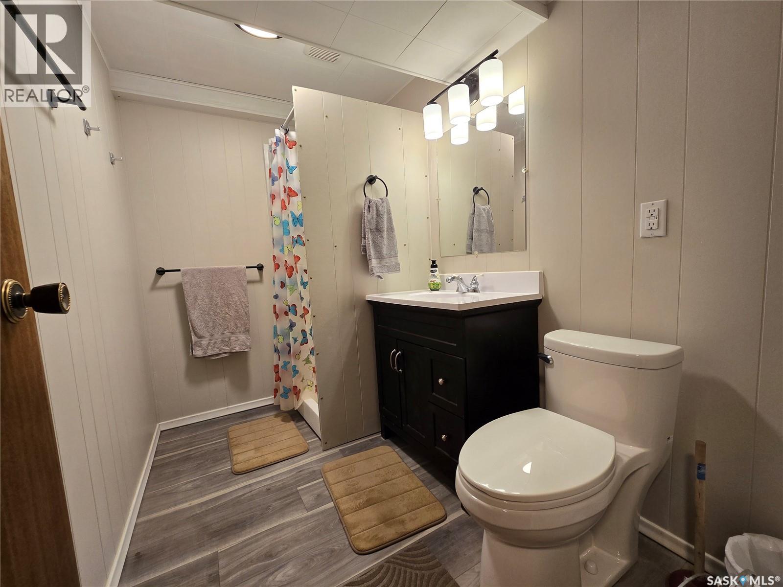 222 Torbay Street Property Photo 22