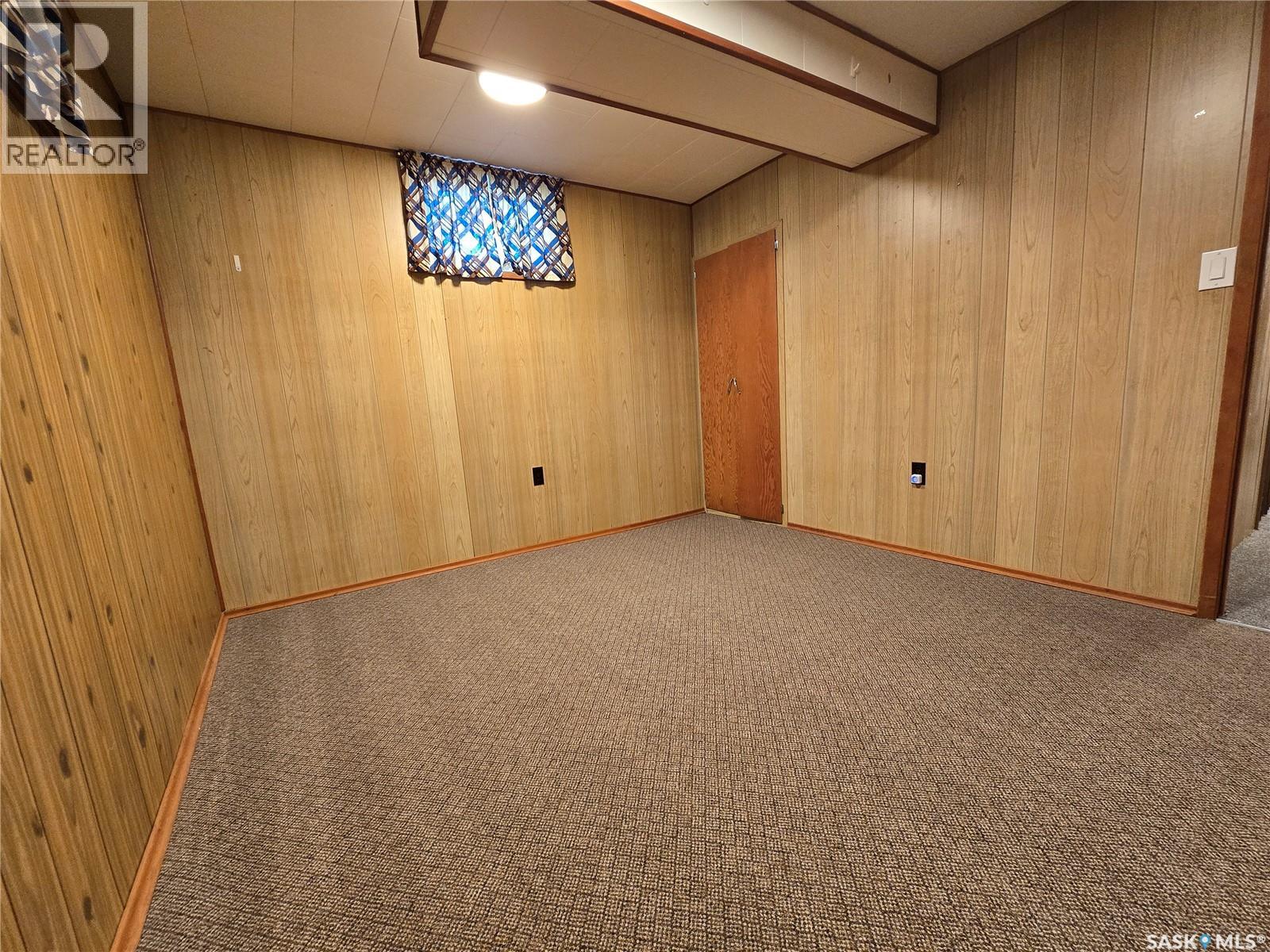 222 Torbay Street Property Photo 24
