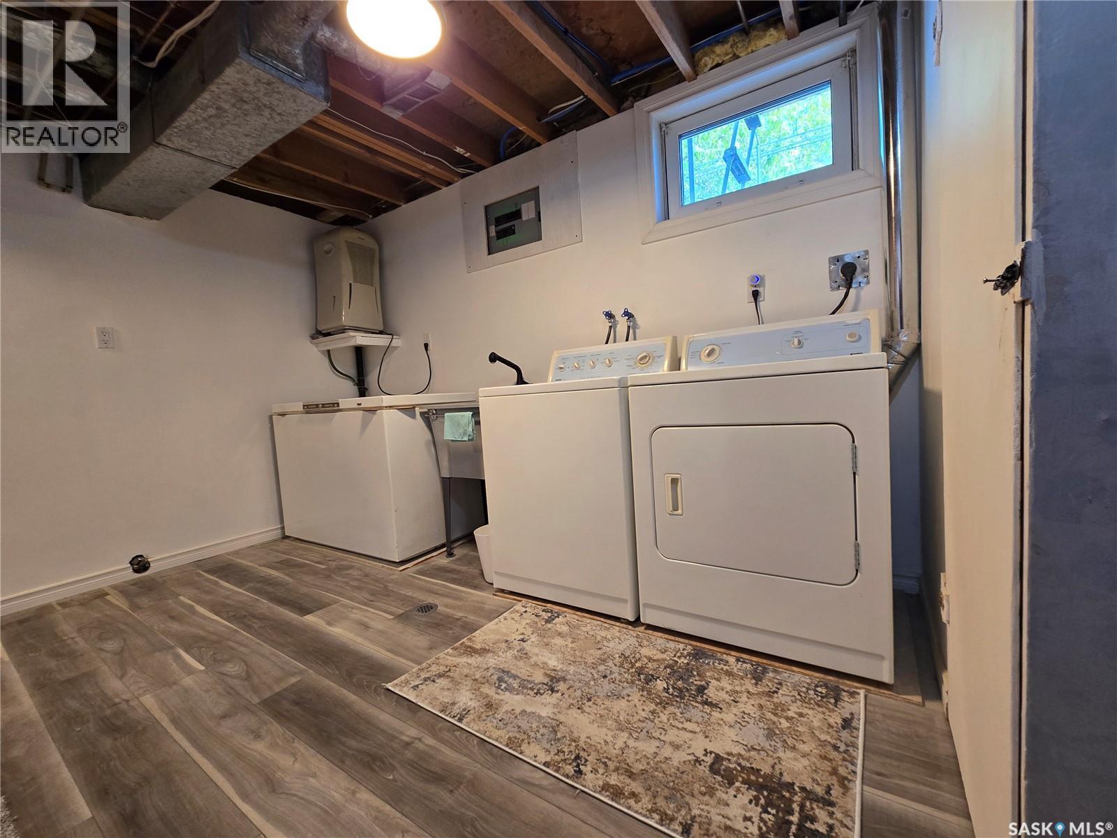222 Torbay Street Property Photo 27