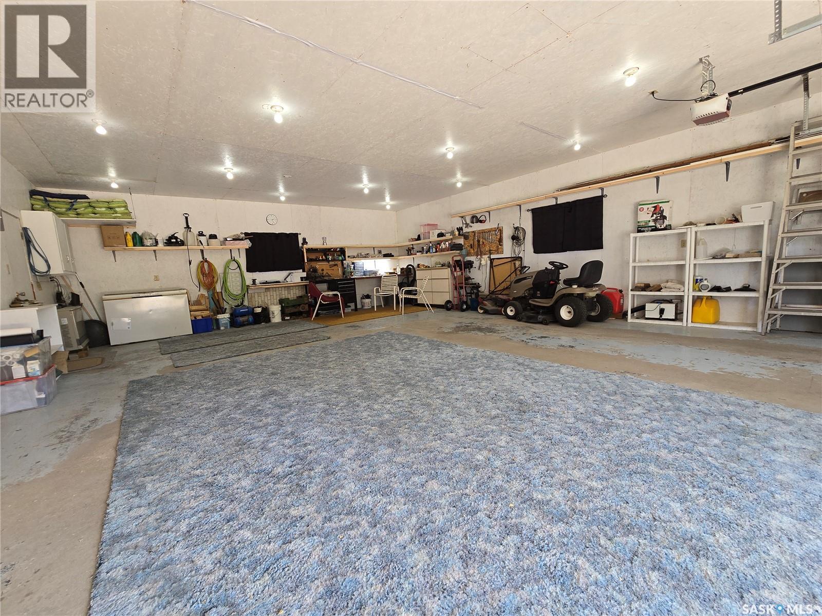 222 Torbay Street Property Photo 30