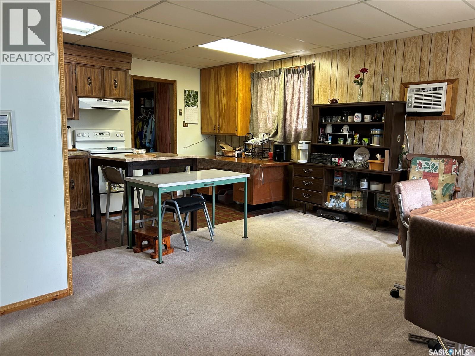 829 King Street Property Photo 3