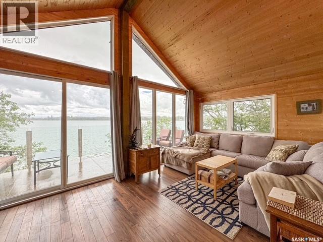 59 Clearwater Lake Property Photo 4