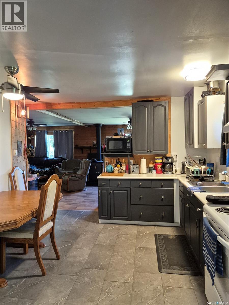 2 Mirasty Street Property Photo 6