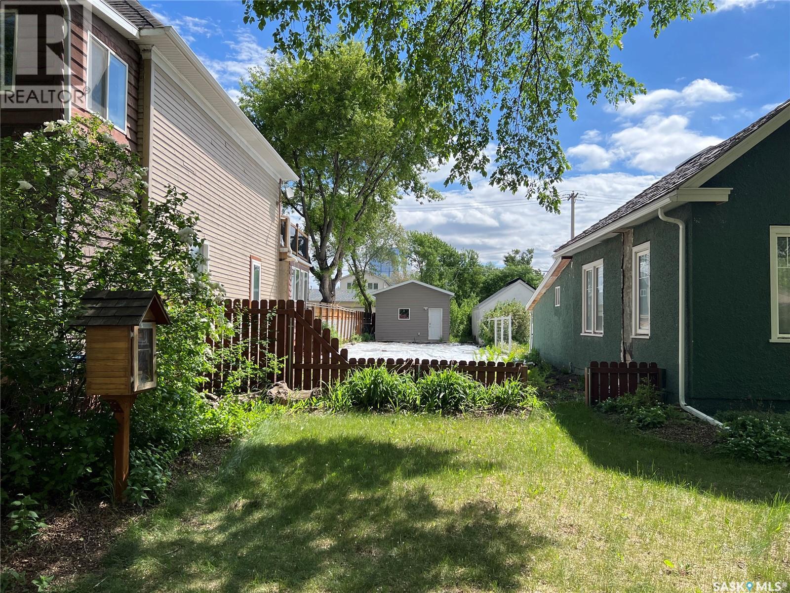432 D Avenue S Property Photo 1