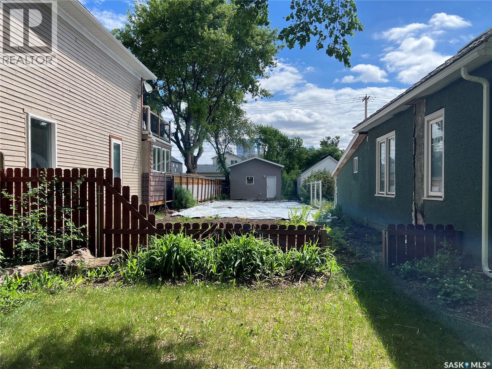 432 D Avenue S Property Photo 3