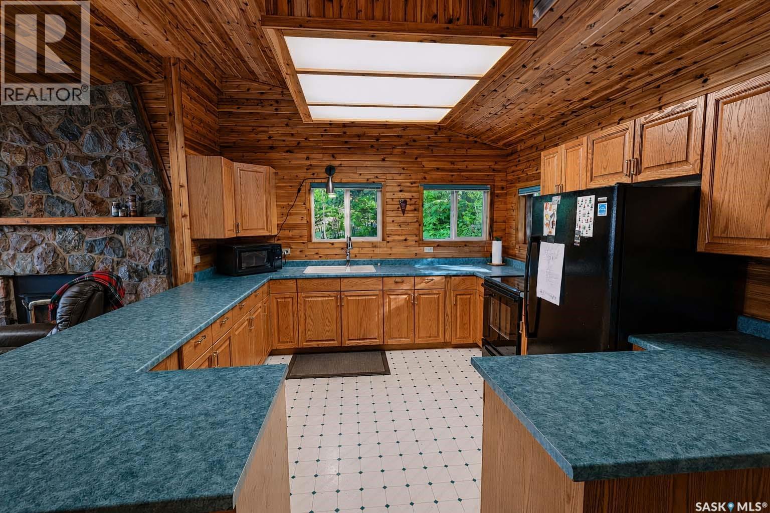 183 Carwin Park Drive Property Photo 8