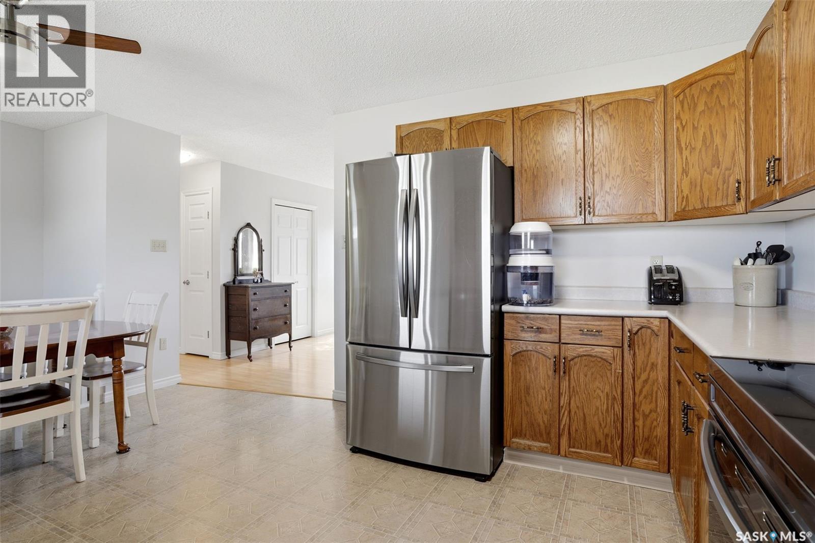 327 Coteau Street Property Photo 11