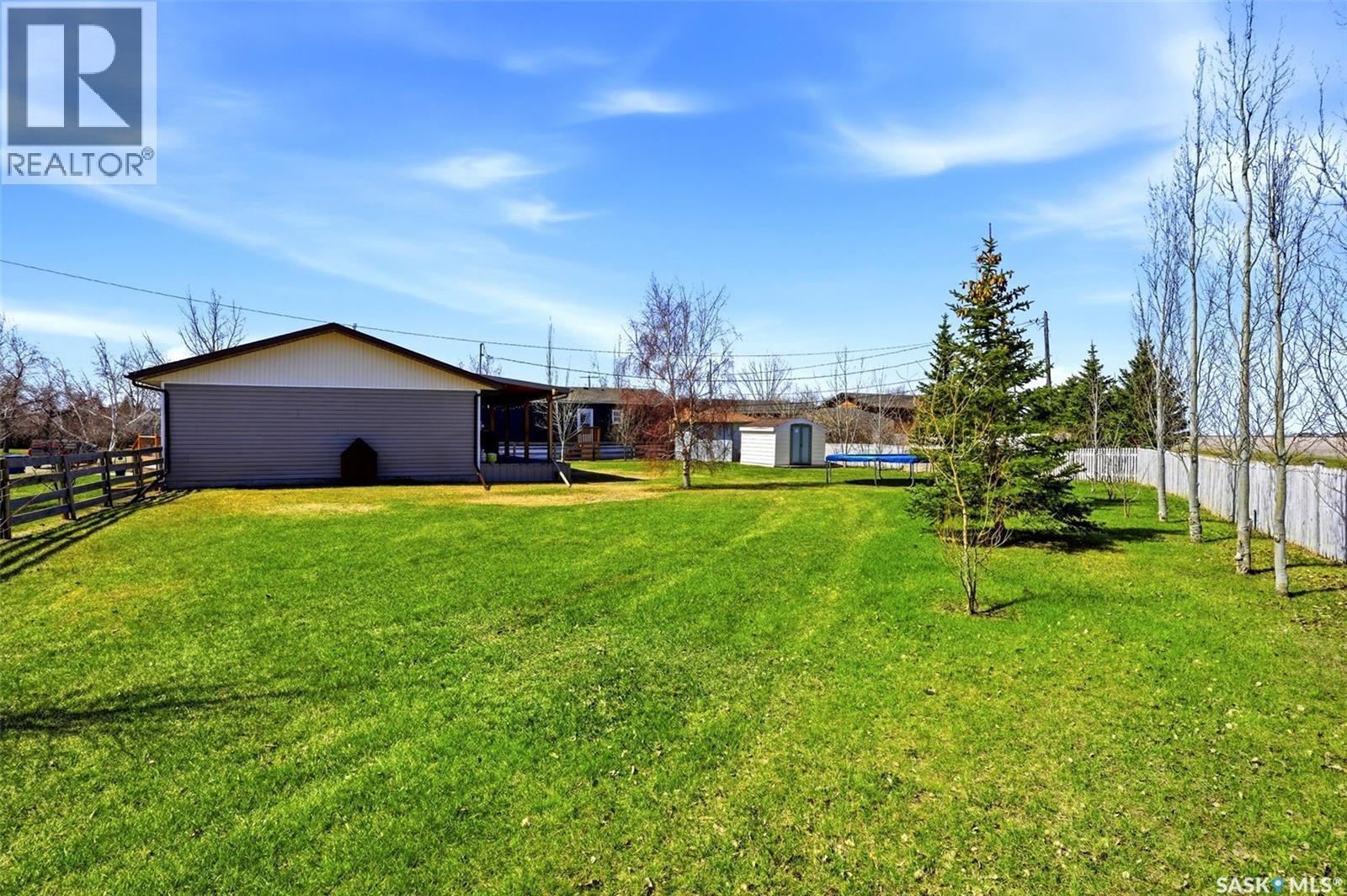 327 Coteau Street Property Photo 41