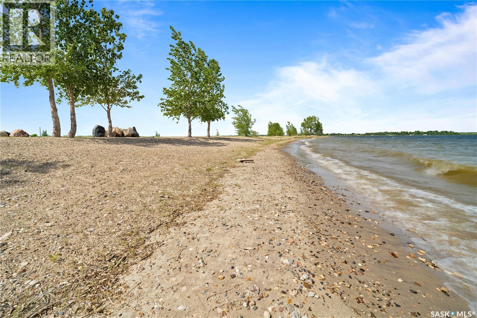 400 Lakeshore Drive Property Photo 1