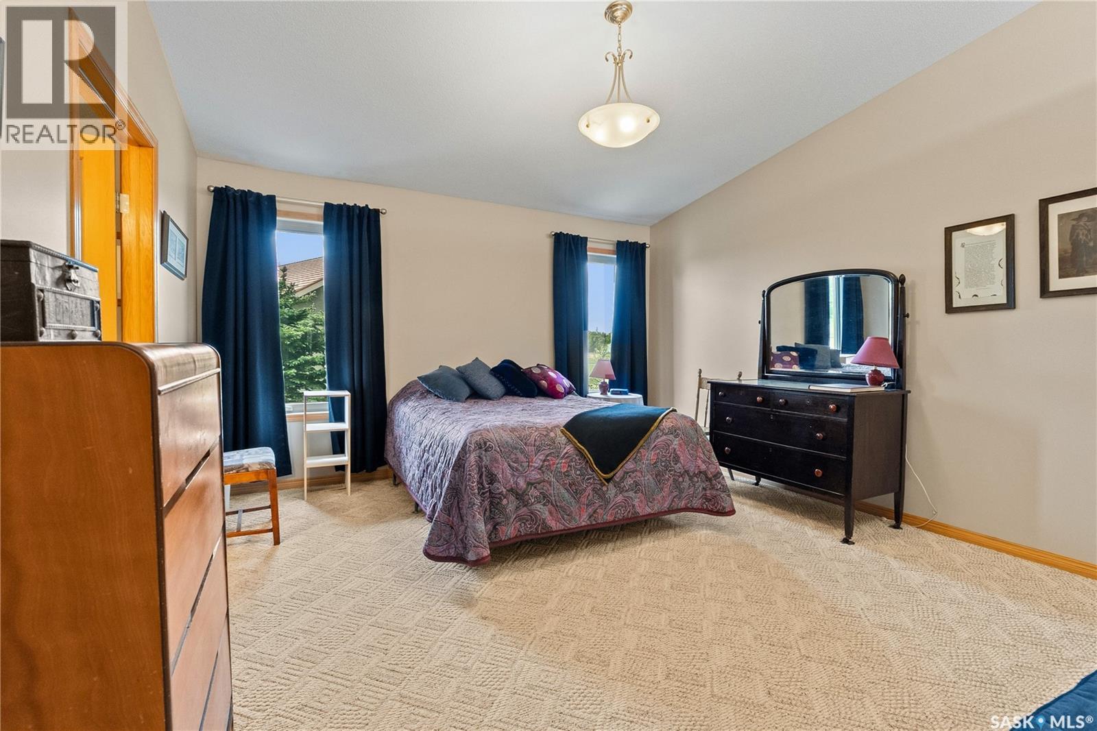 400 Lakeshore Drive Property Photo 40