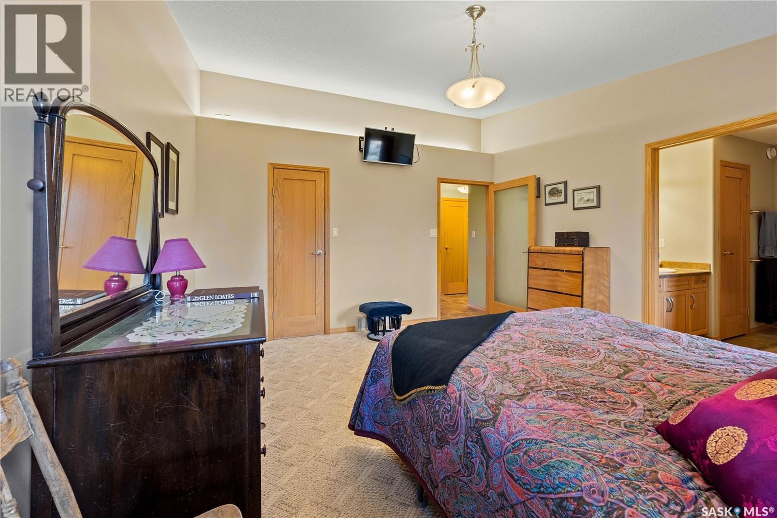 400 Lakeshore Drive Property Photo 41
